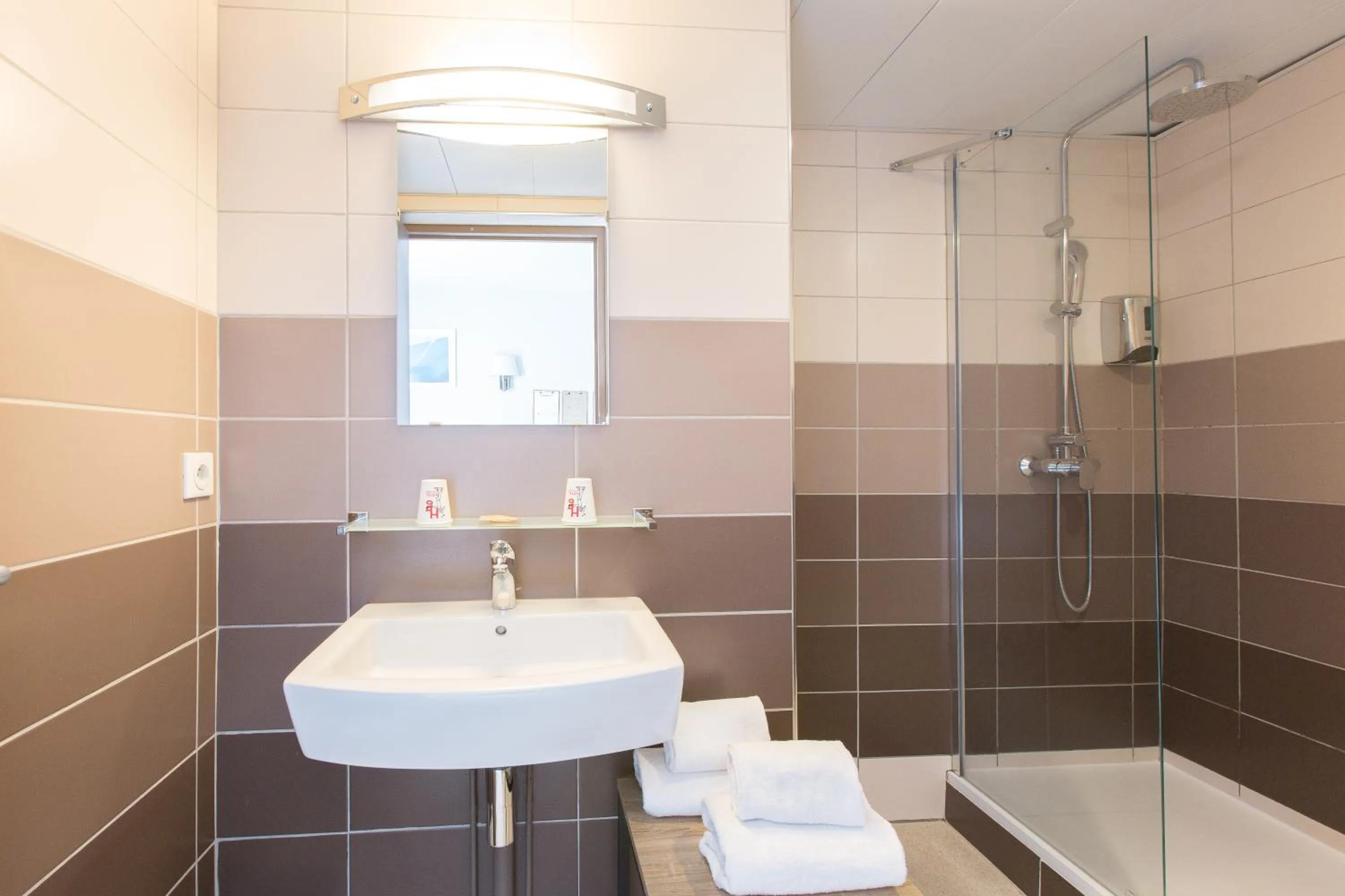 Bathroom in Hotel Gascogne