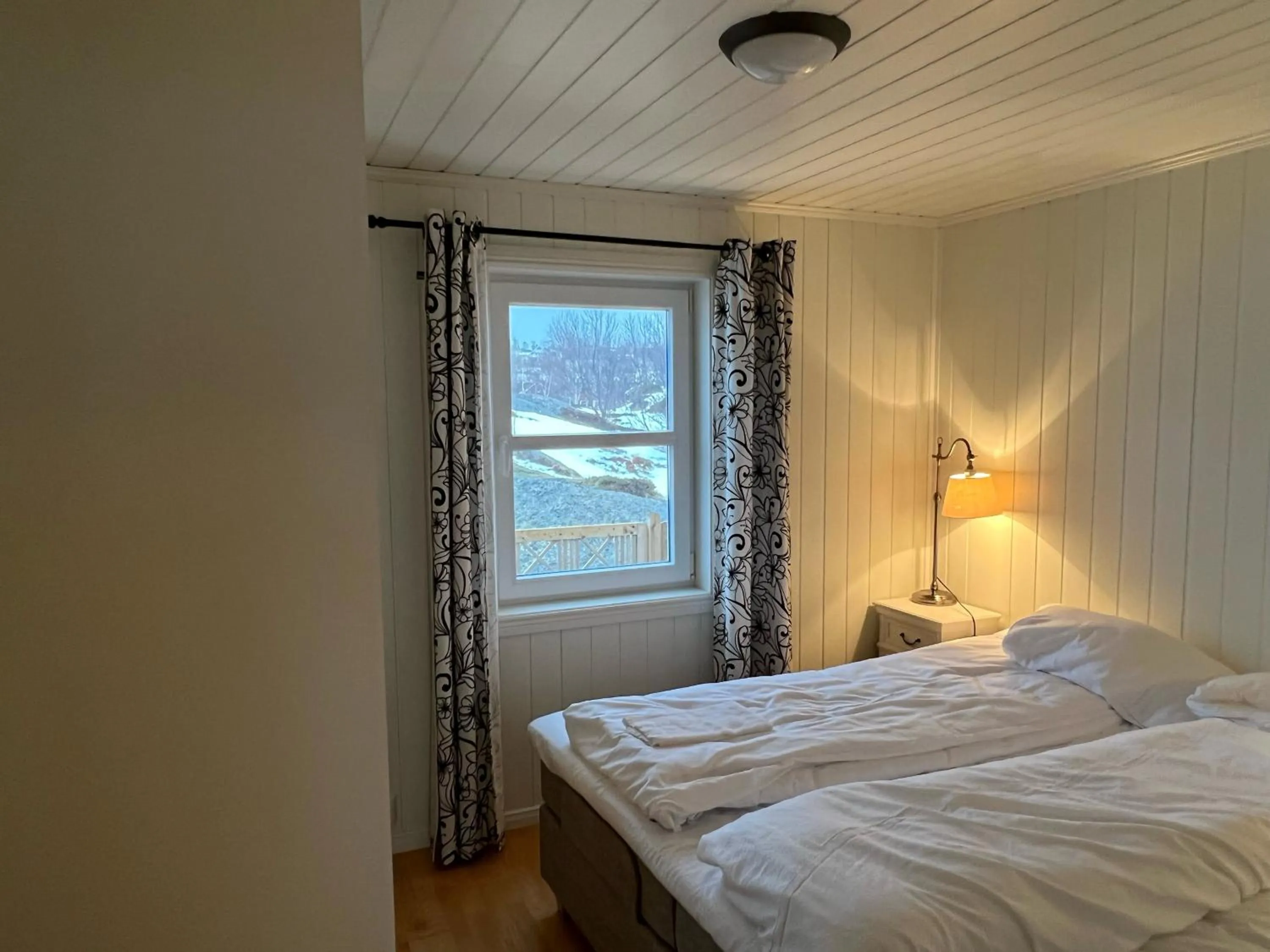 Bedroom, Bed in Vesterålen Resort & Kysthotell