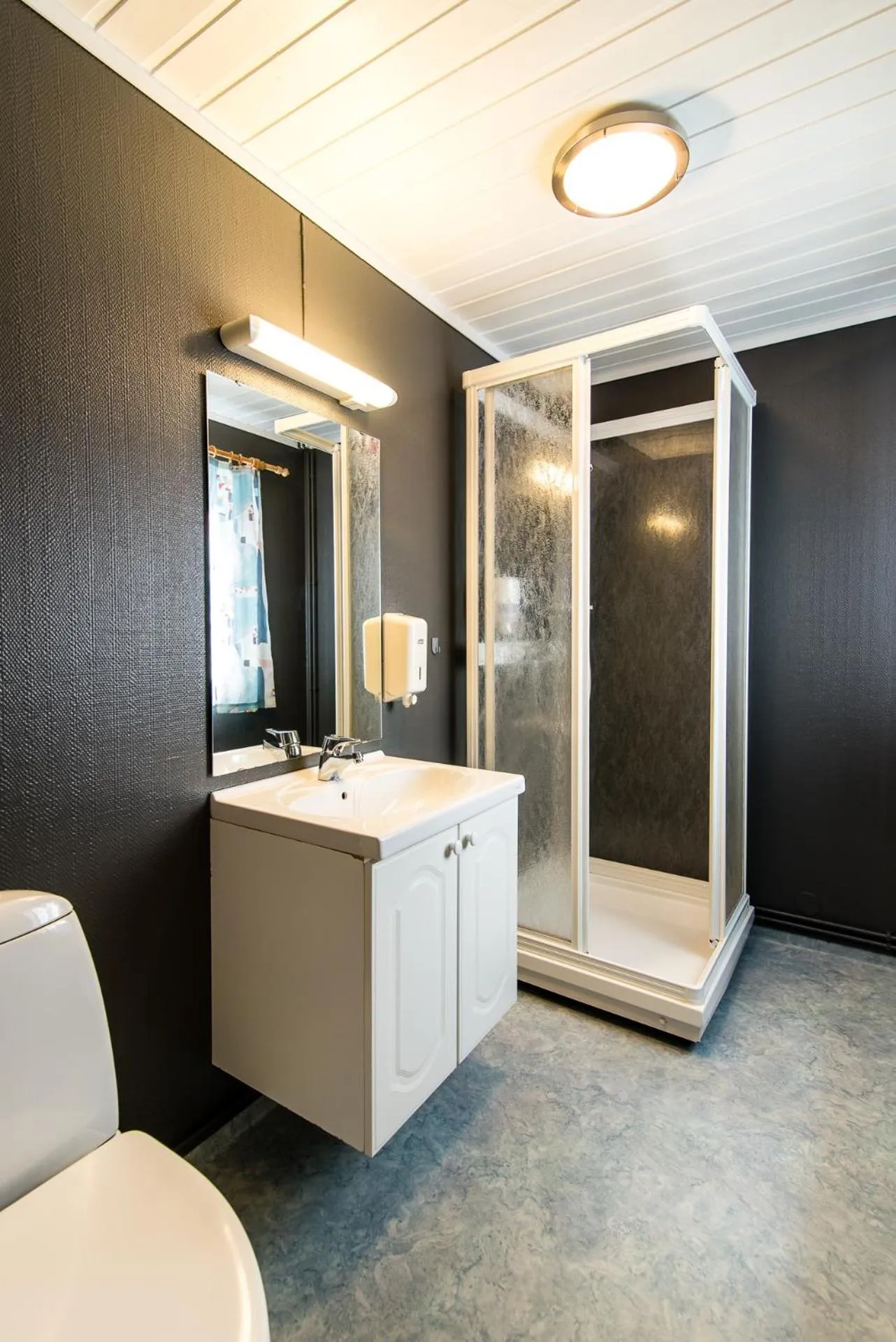 Bathroom in Vesterålen Resort & Kysthotell