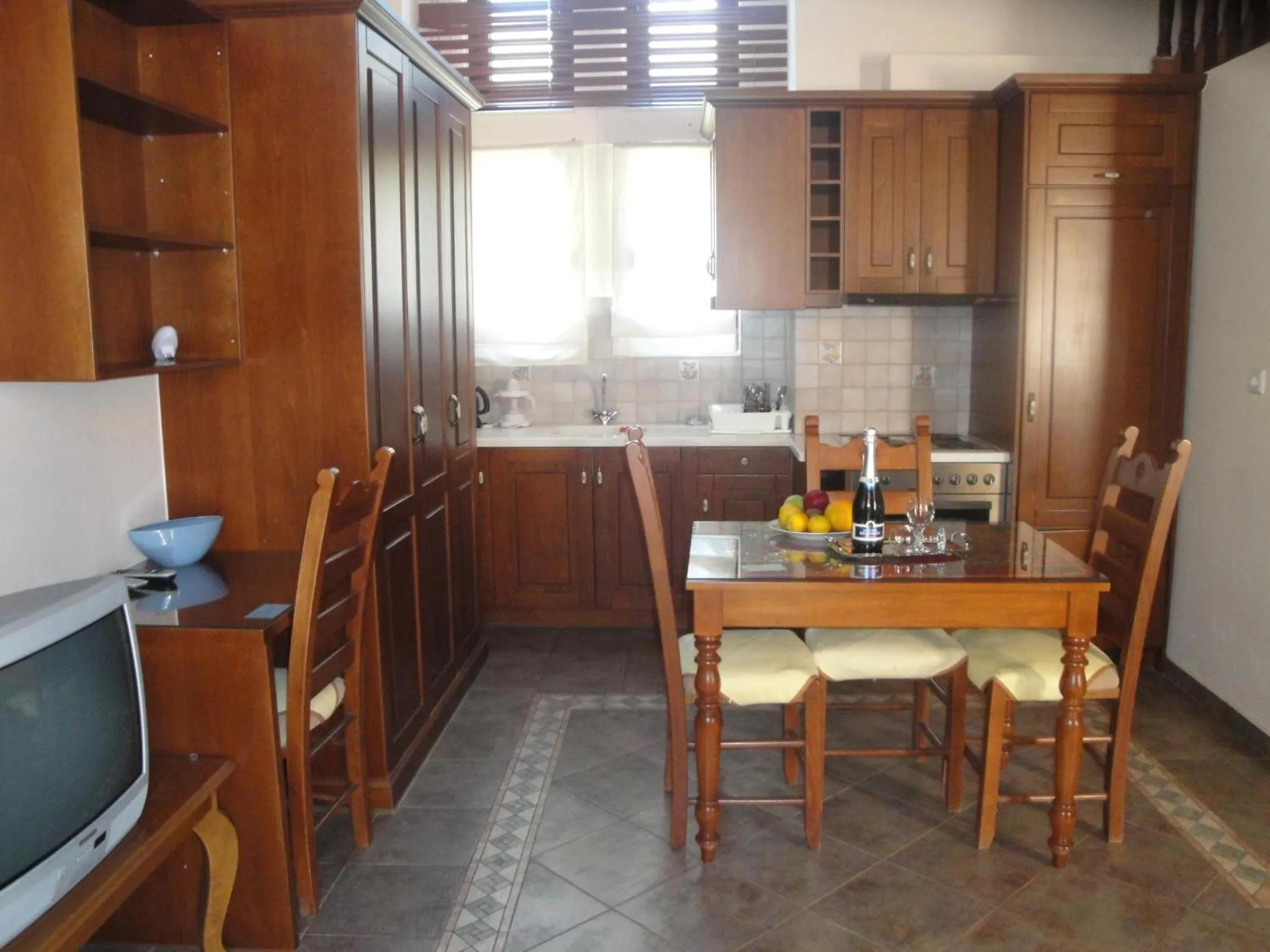 Kitchen or kitchenette in Afroditi