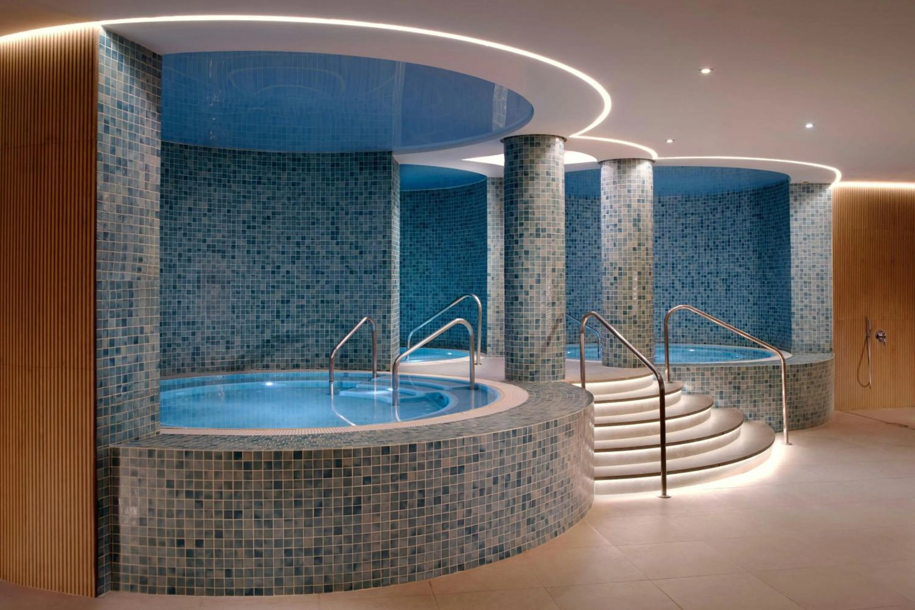 Swimming pool in Marriott’s Club Son Antem