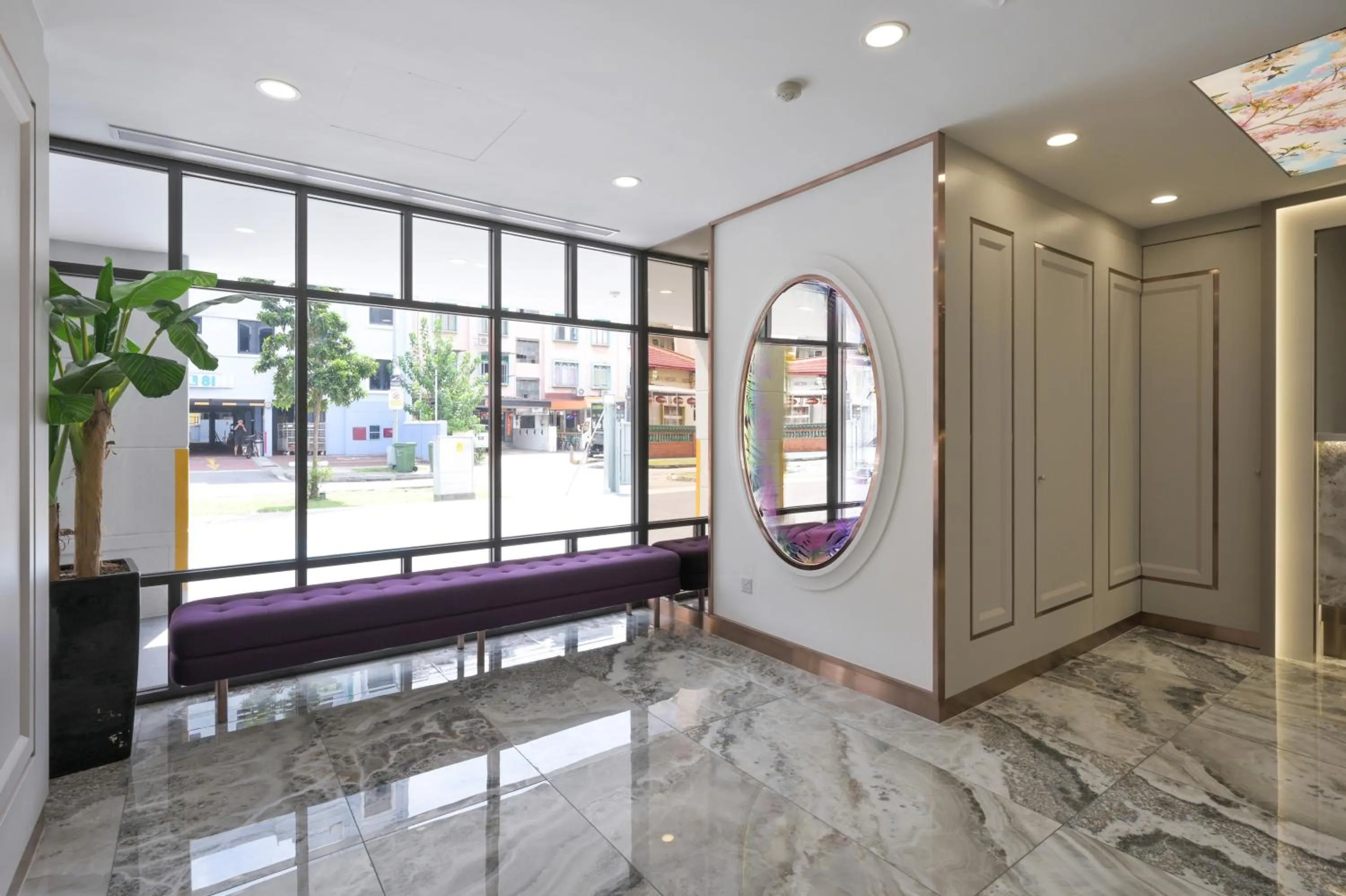 Hotel 81 Palace - NEWLY RENOVATED