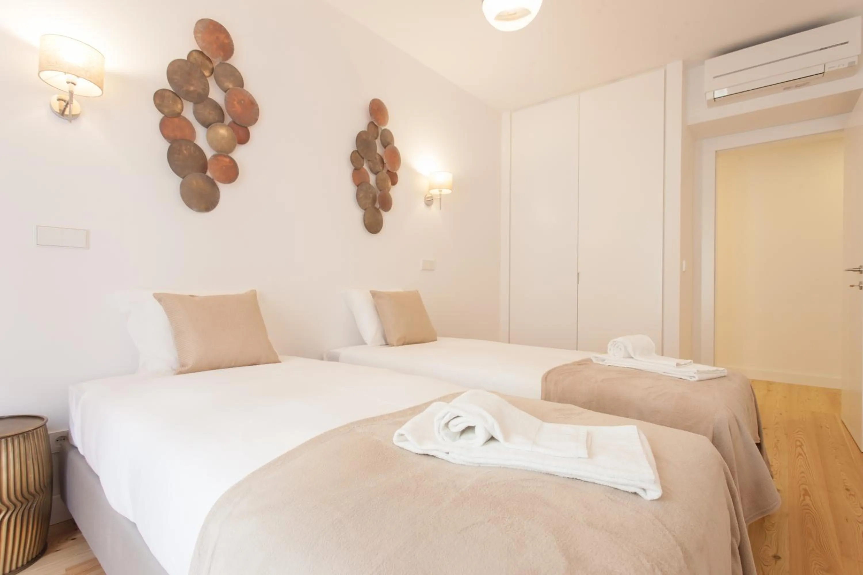 Bedroom in Mouraria Blue Three-Bedroom Apartment w/ Parking - by LU Holidays