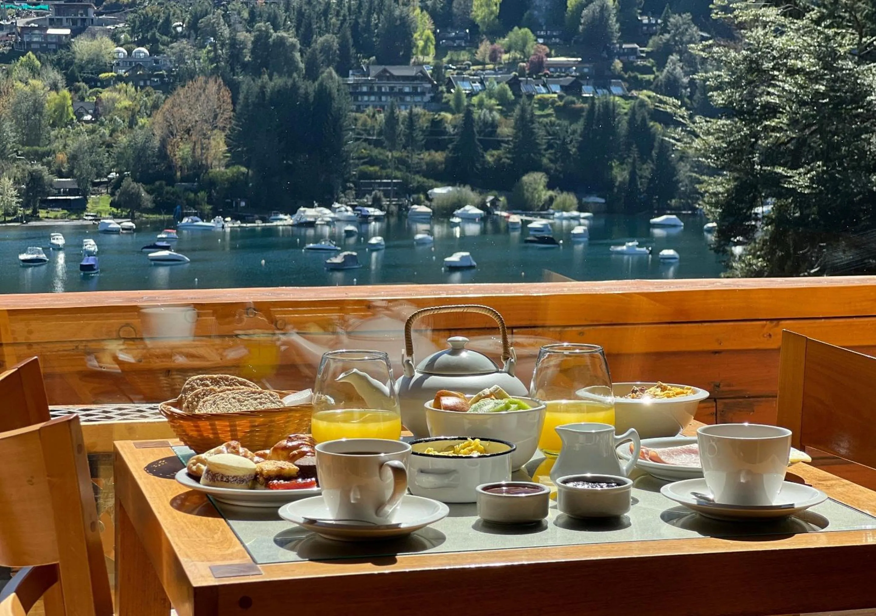 Breakfast in El Muelle by DOT Boutique