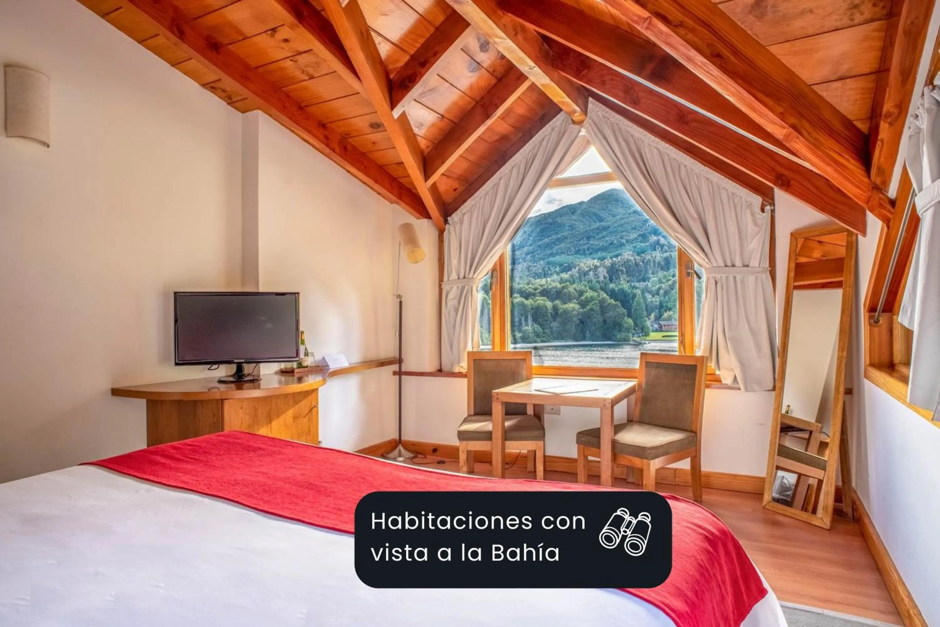 Lake view, Bed in El Muelle by DOT Boutique