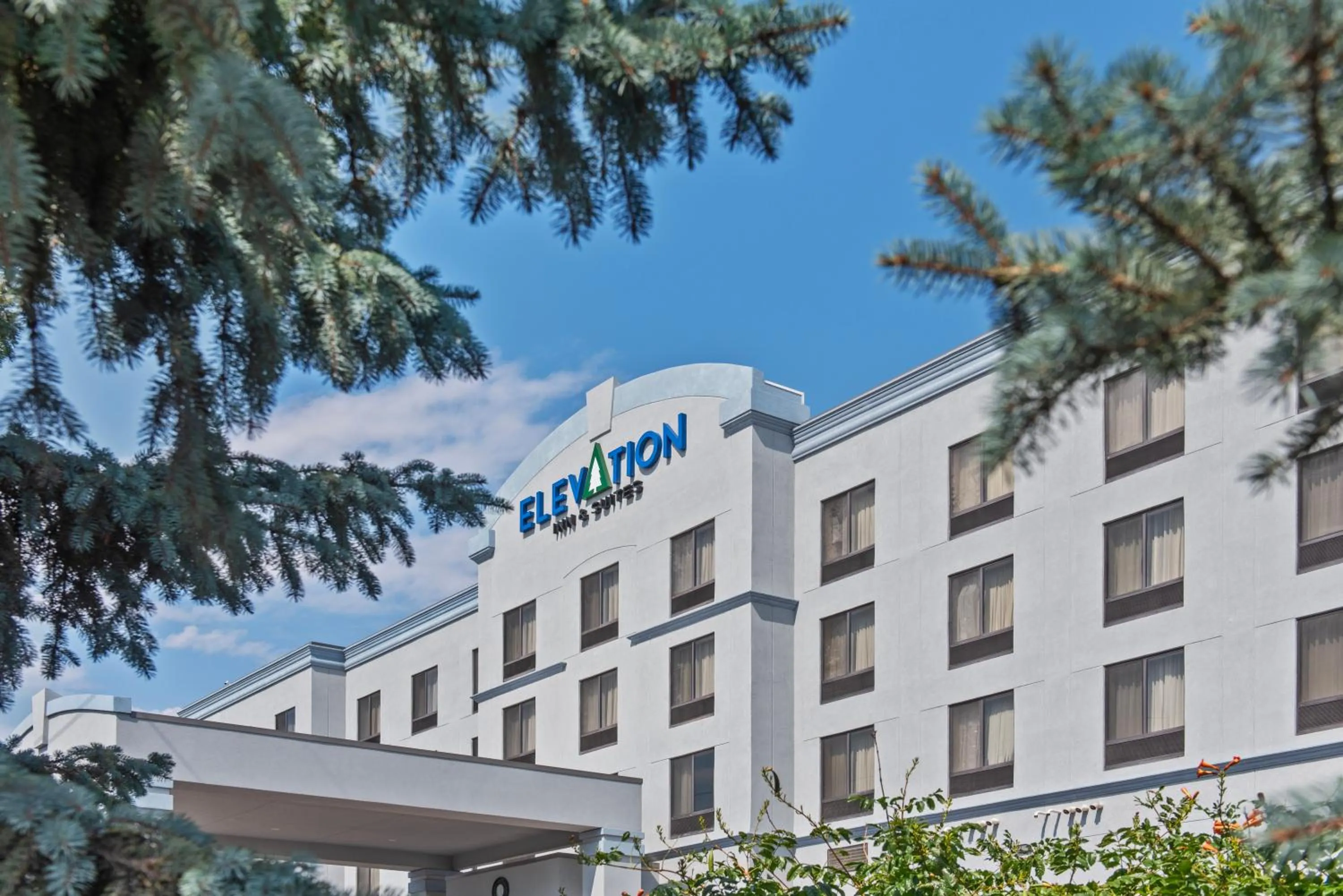 Elevation Inn & Suites, Trademark Collection by Wyndham