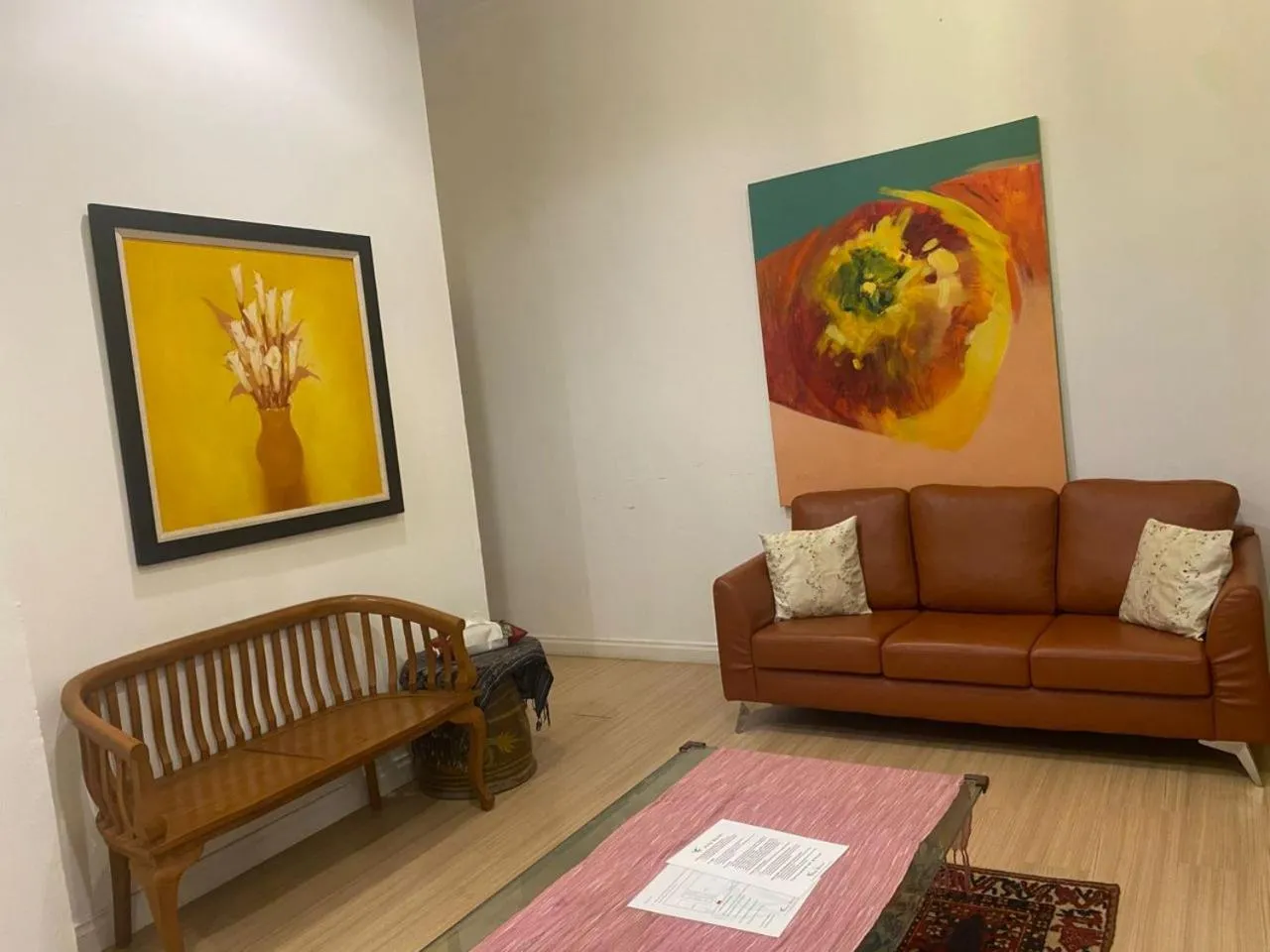 Living room in Wesberly Apartments