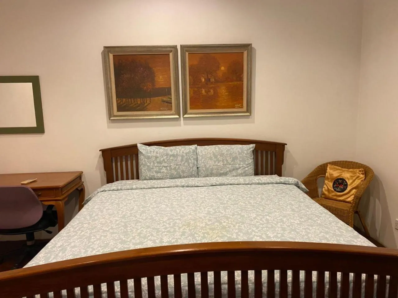 Bedroom, Bed in Wesberly Apartments