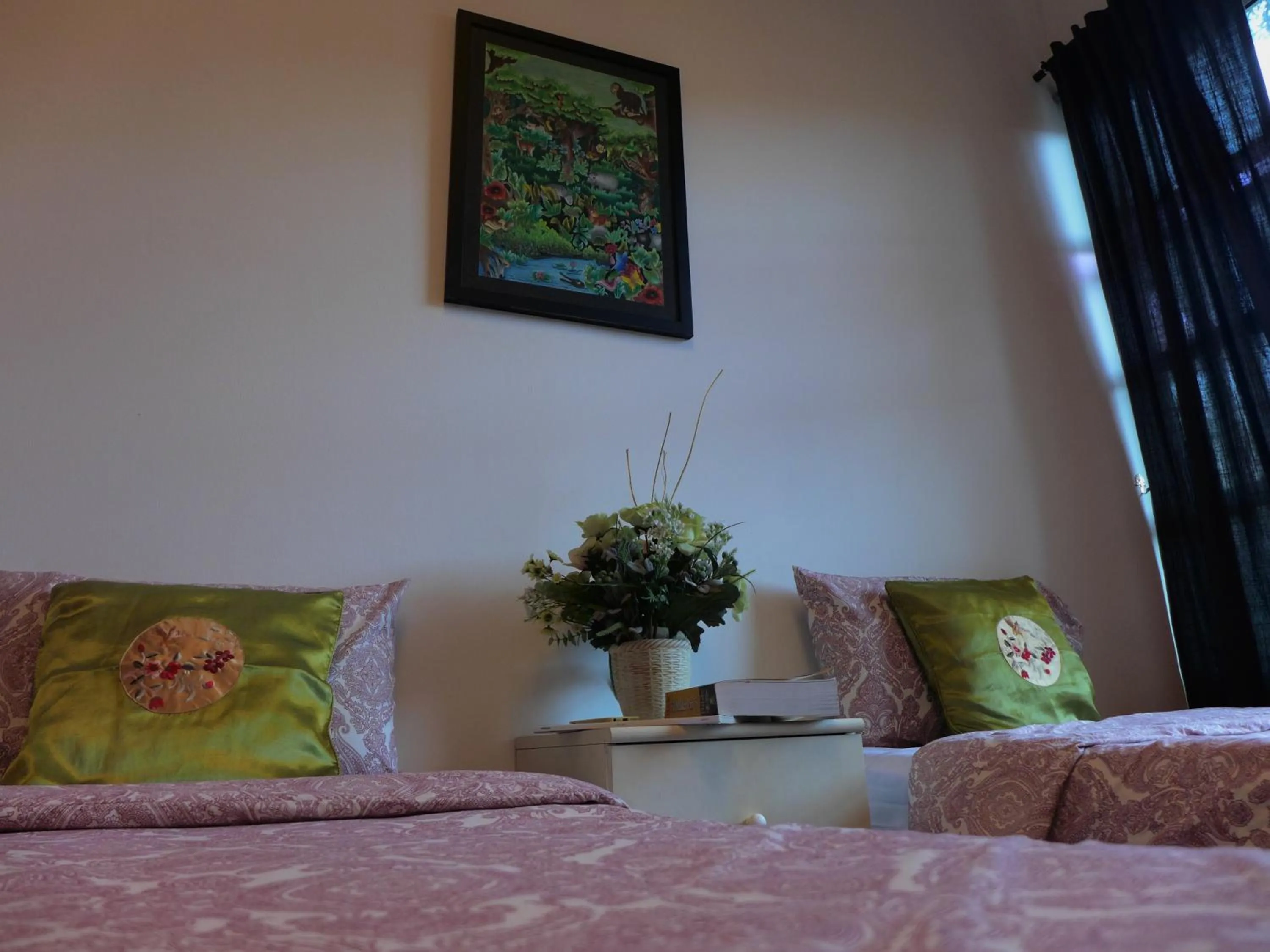 Bedroom, Bed in Wesberly Apartments