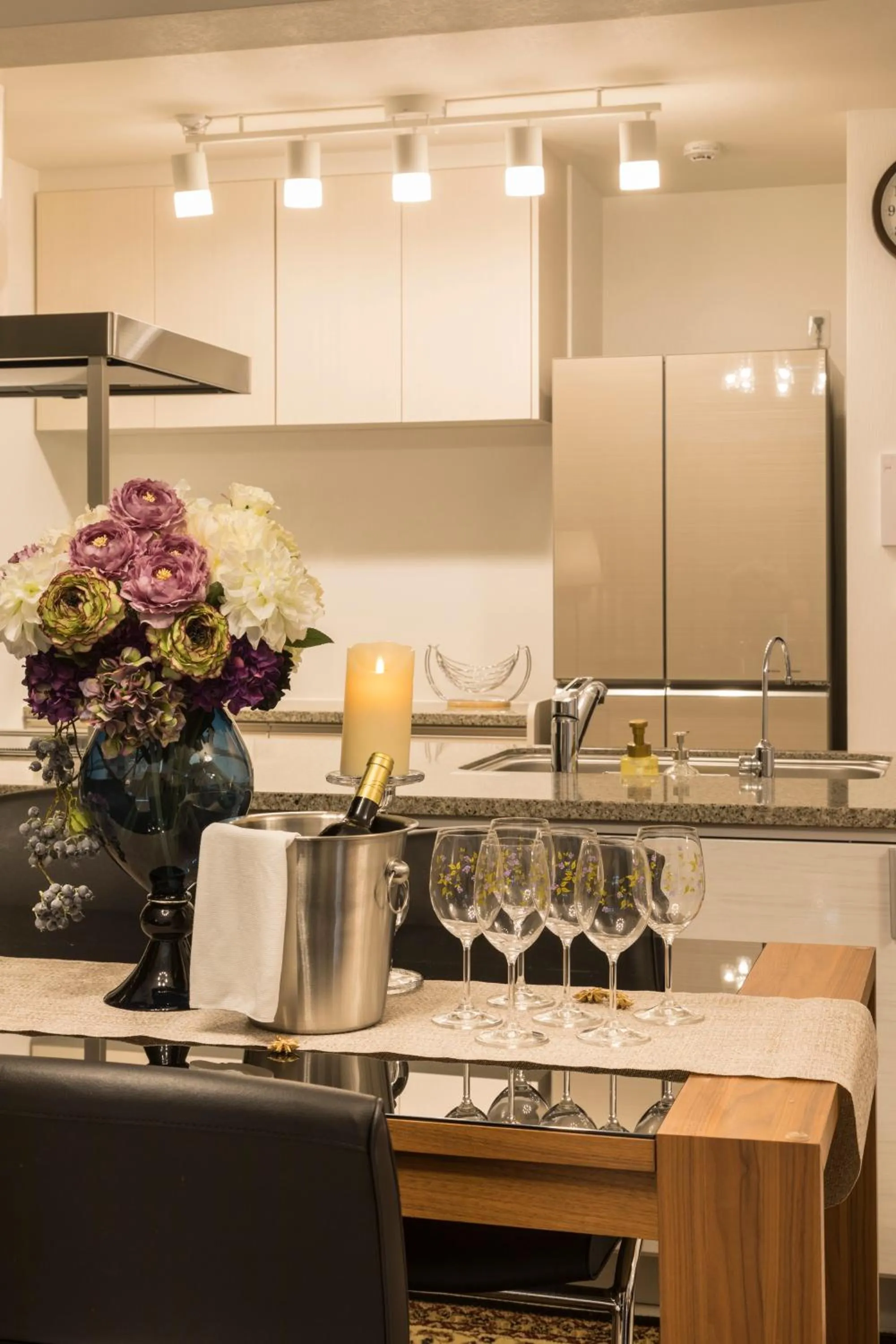 Dining area in Kyoto Four Sisters Residence