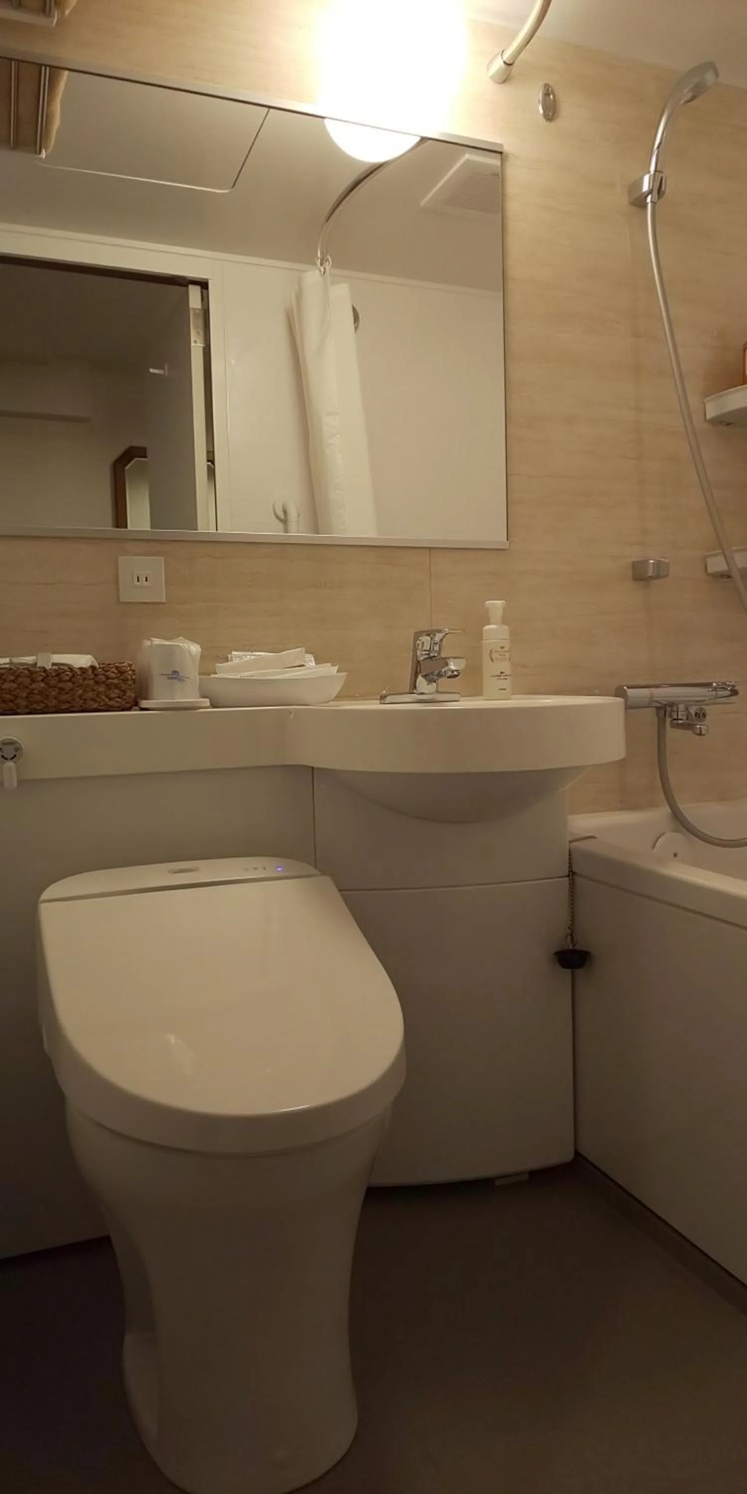 Toilet in Ueno First City Hotel