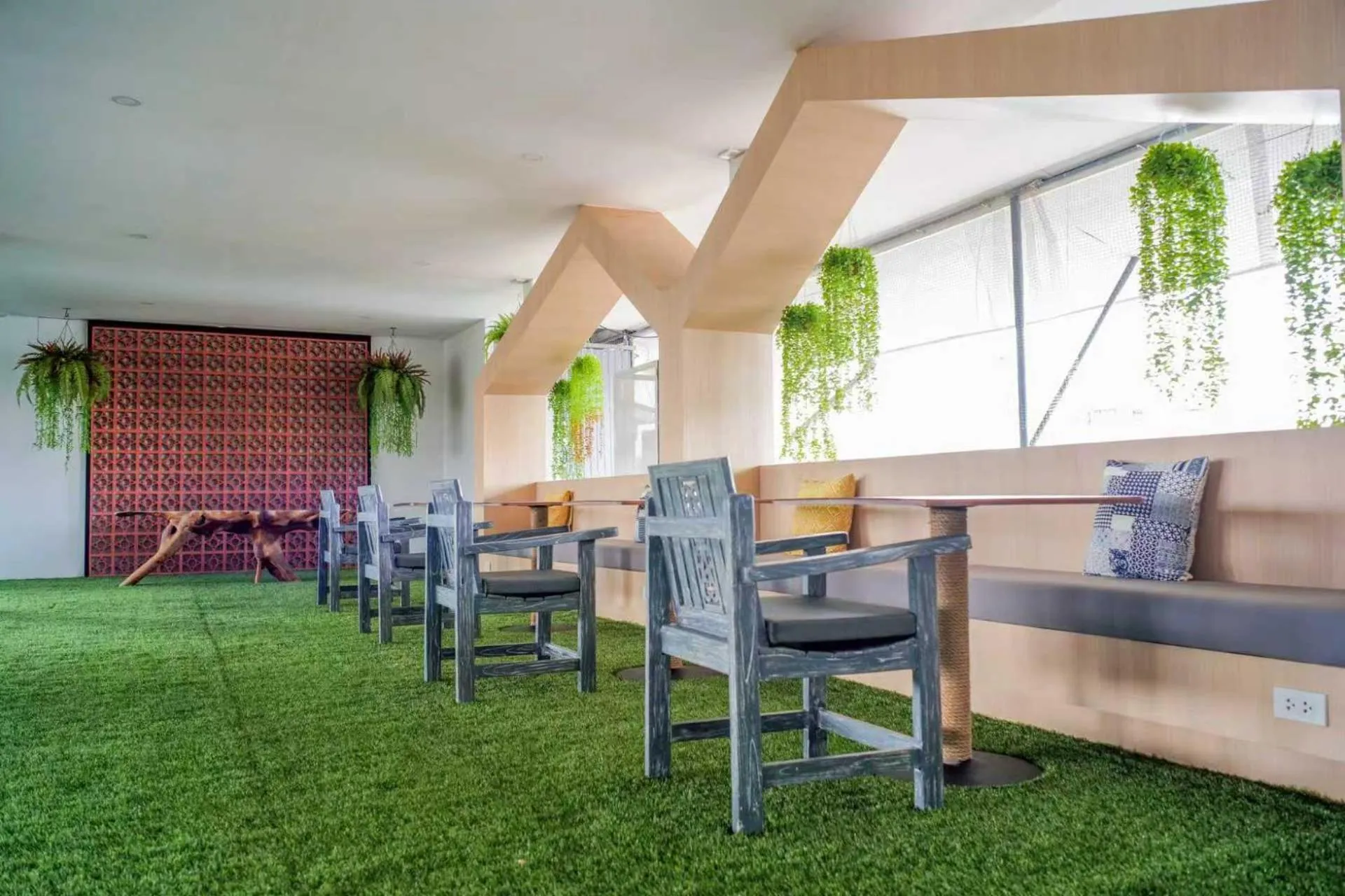 Seating area in Luck Thai Hotel