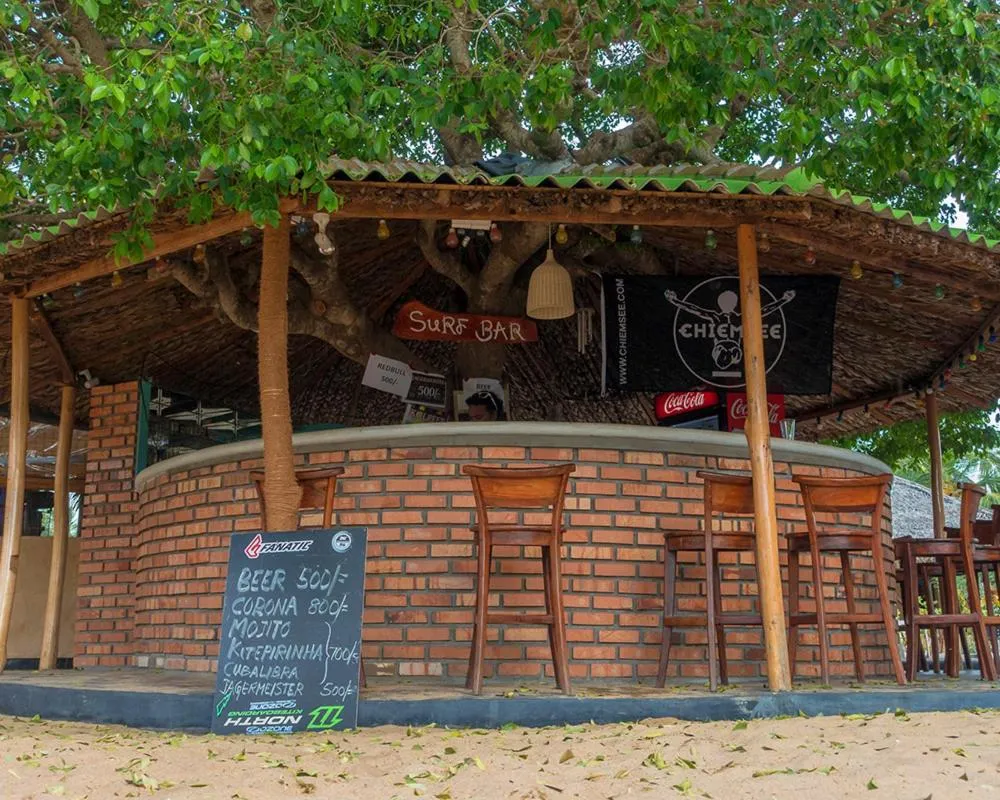 Lounge or bar in De Silva Palm Resort