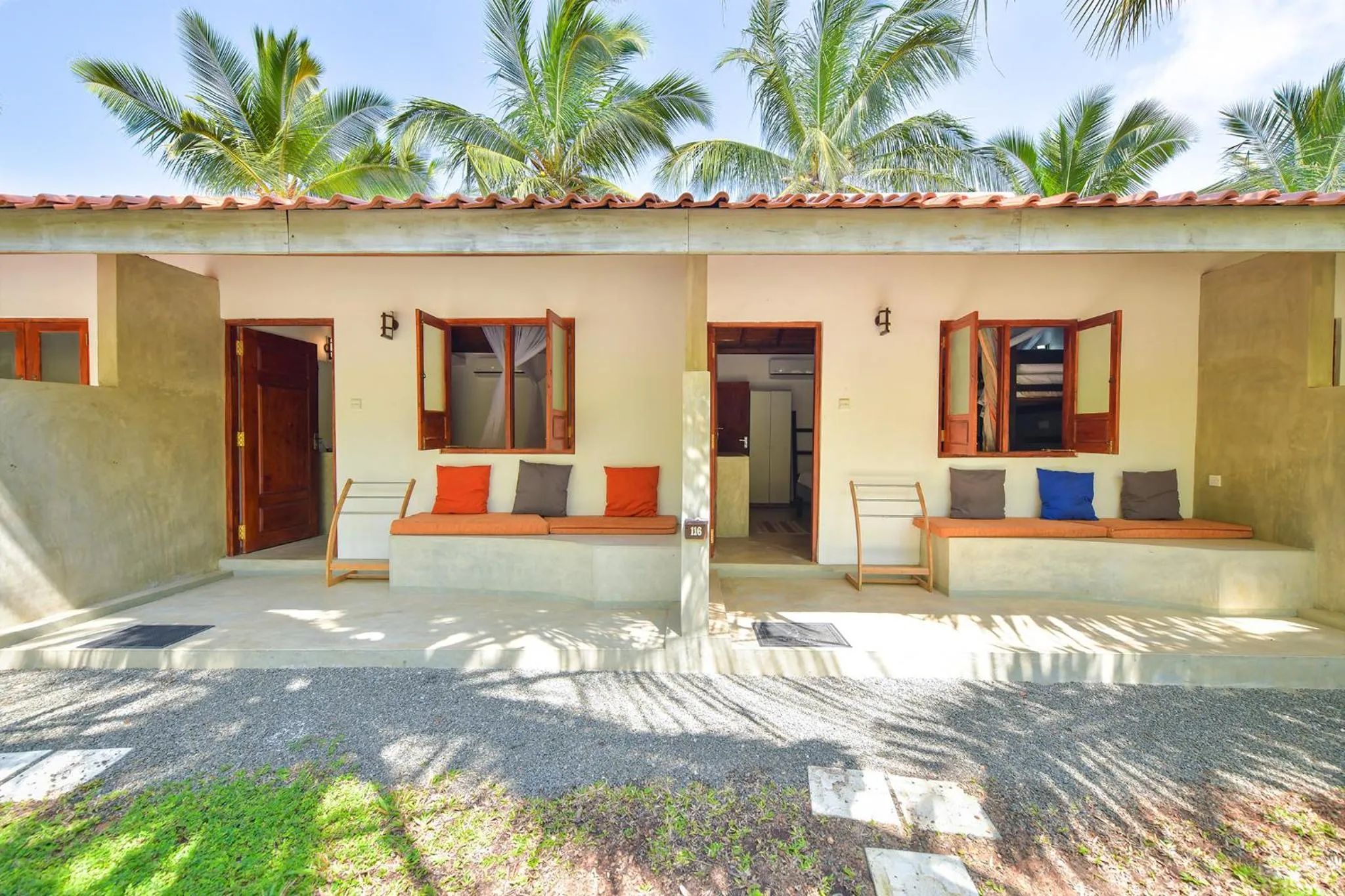 De Silva Palm Resort