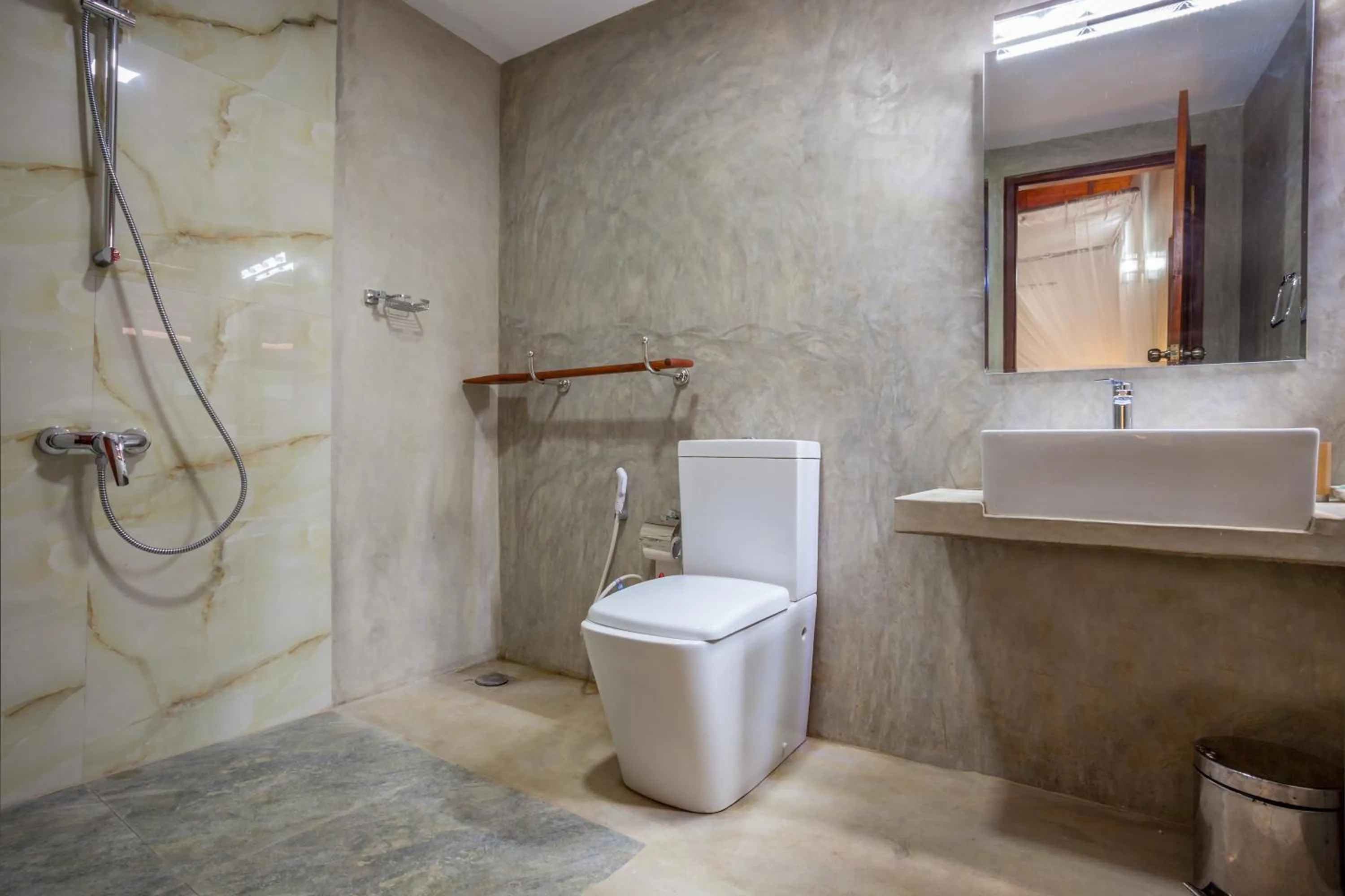 De Silva Palm Resort