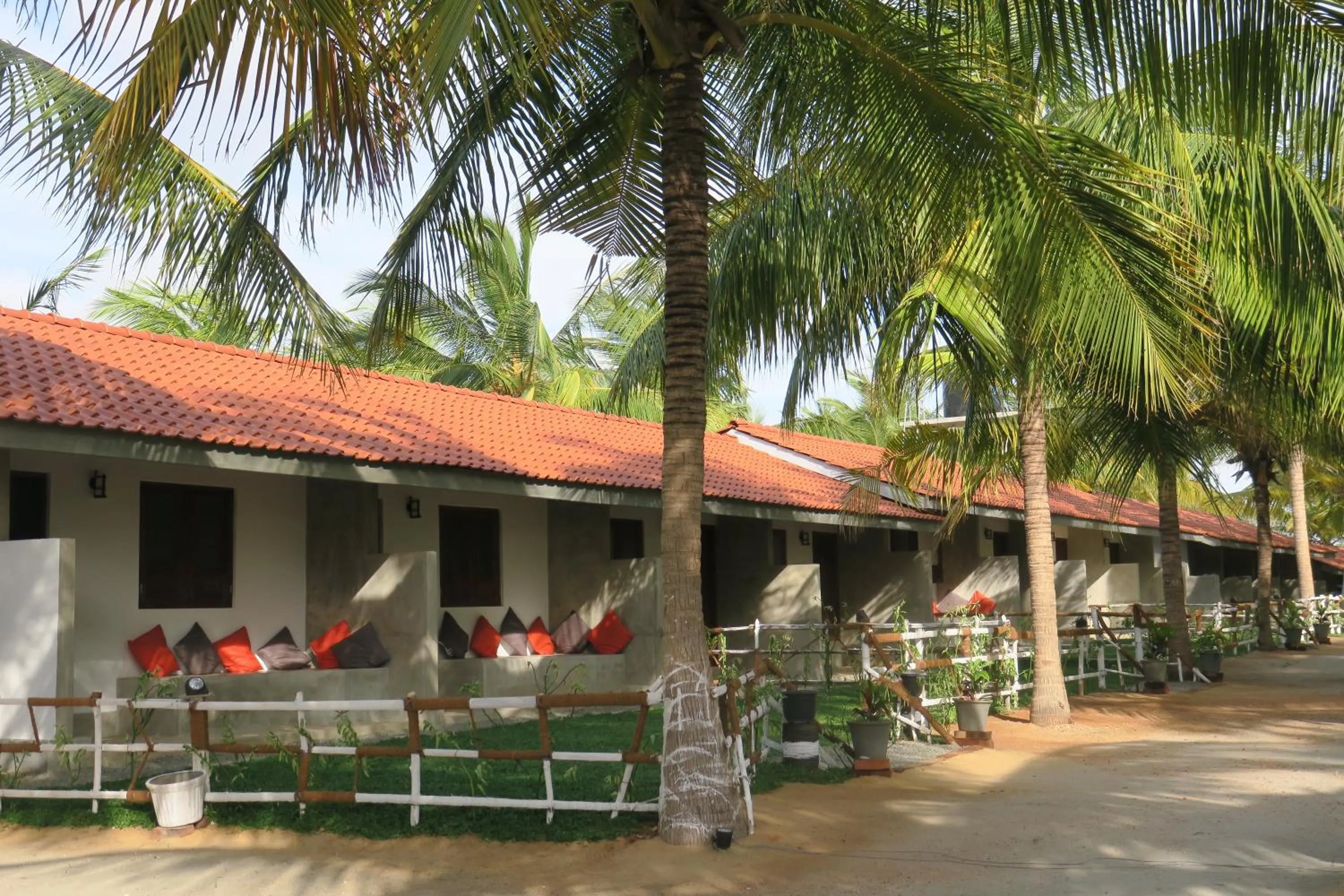 De Silva Palm Resort