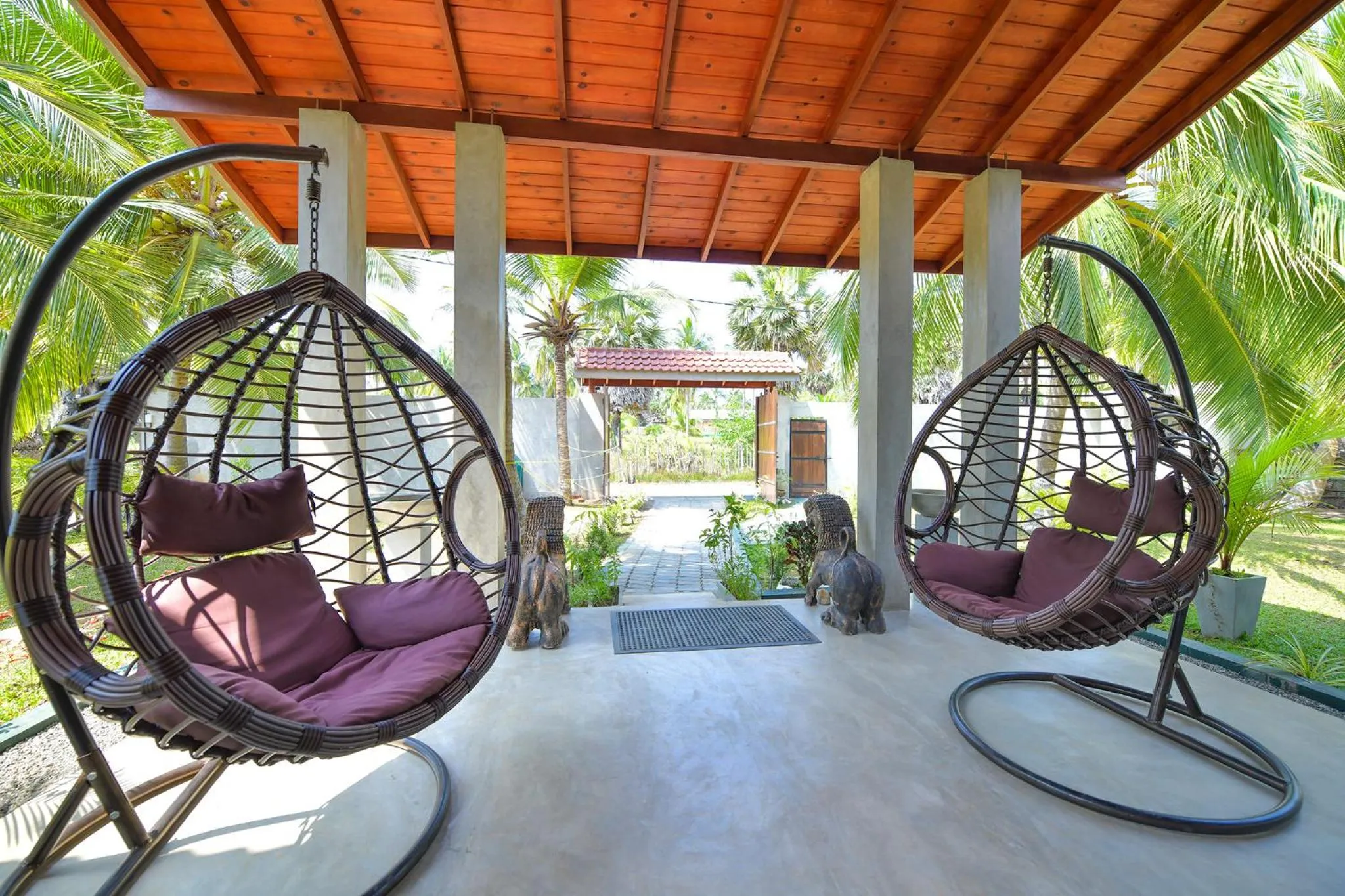 De Silva Palm Resort