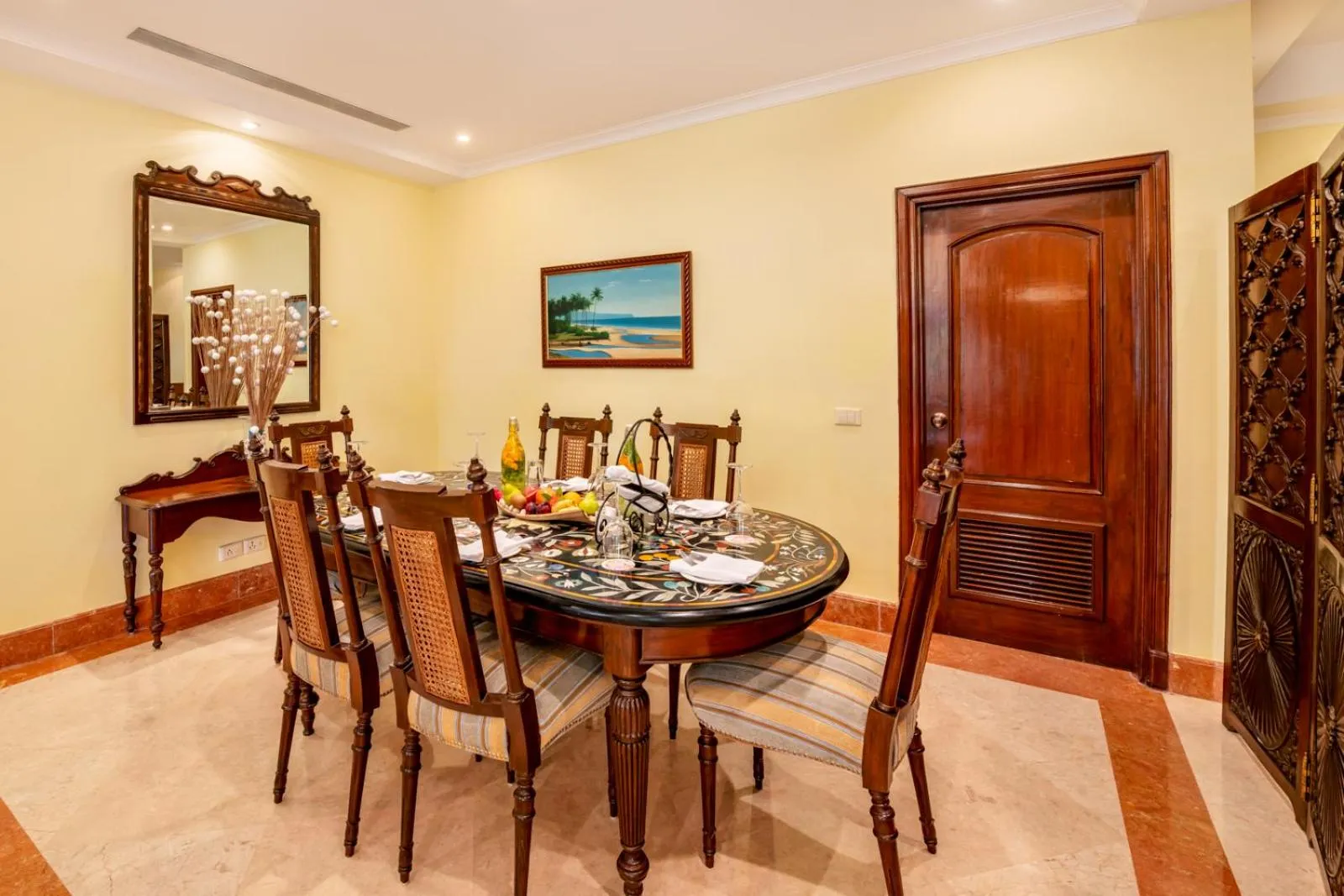 Living room in The LaLiT Golf & Spa Resort Goa