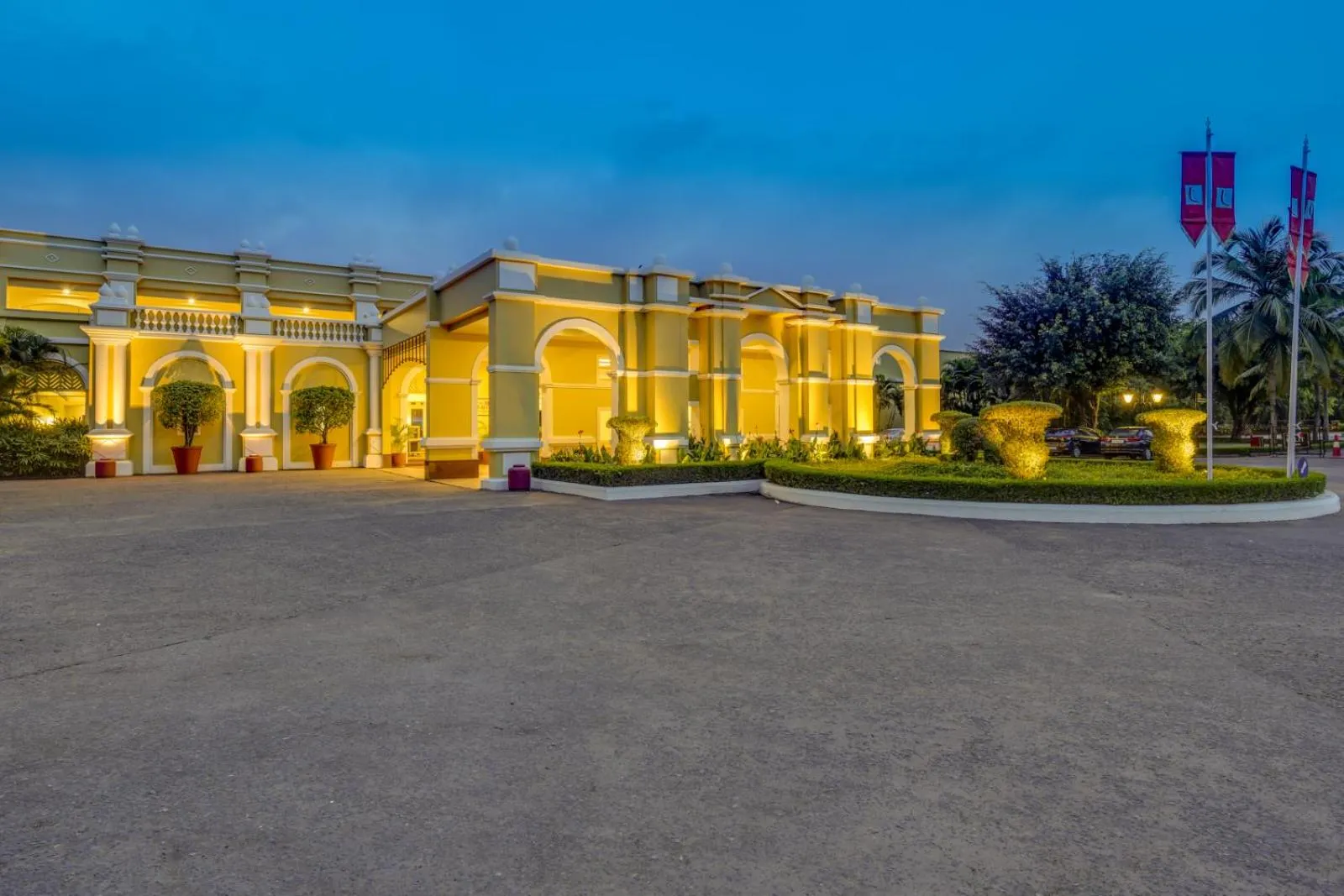 Patio in The LaLiT Golf & Spa Resort Goa