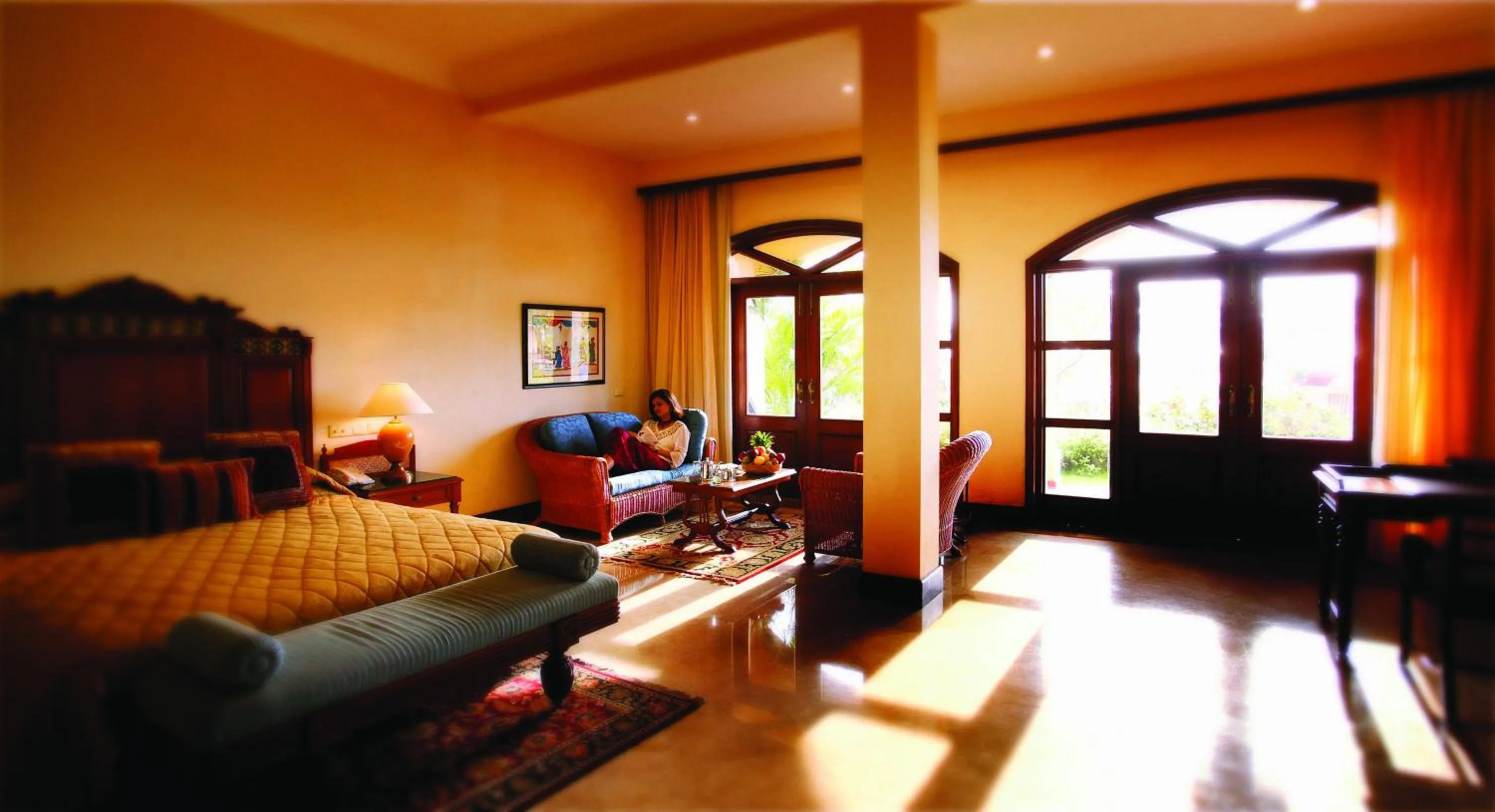 Sea view, Bed in The LaLiT Golf & Spa Resort Goa