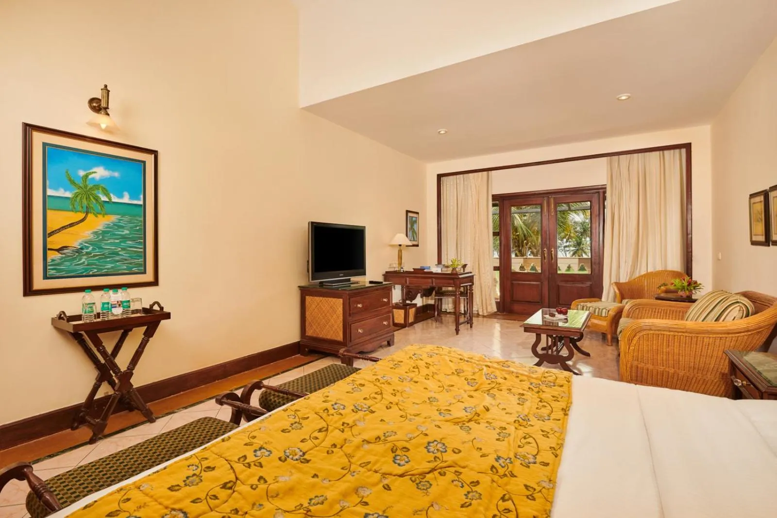 Sea view, Bed in The LaLiT Golf & Spa Resort Goa