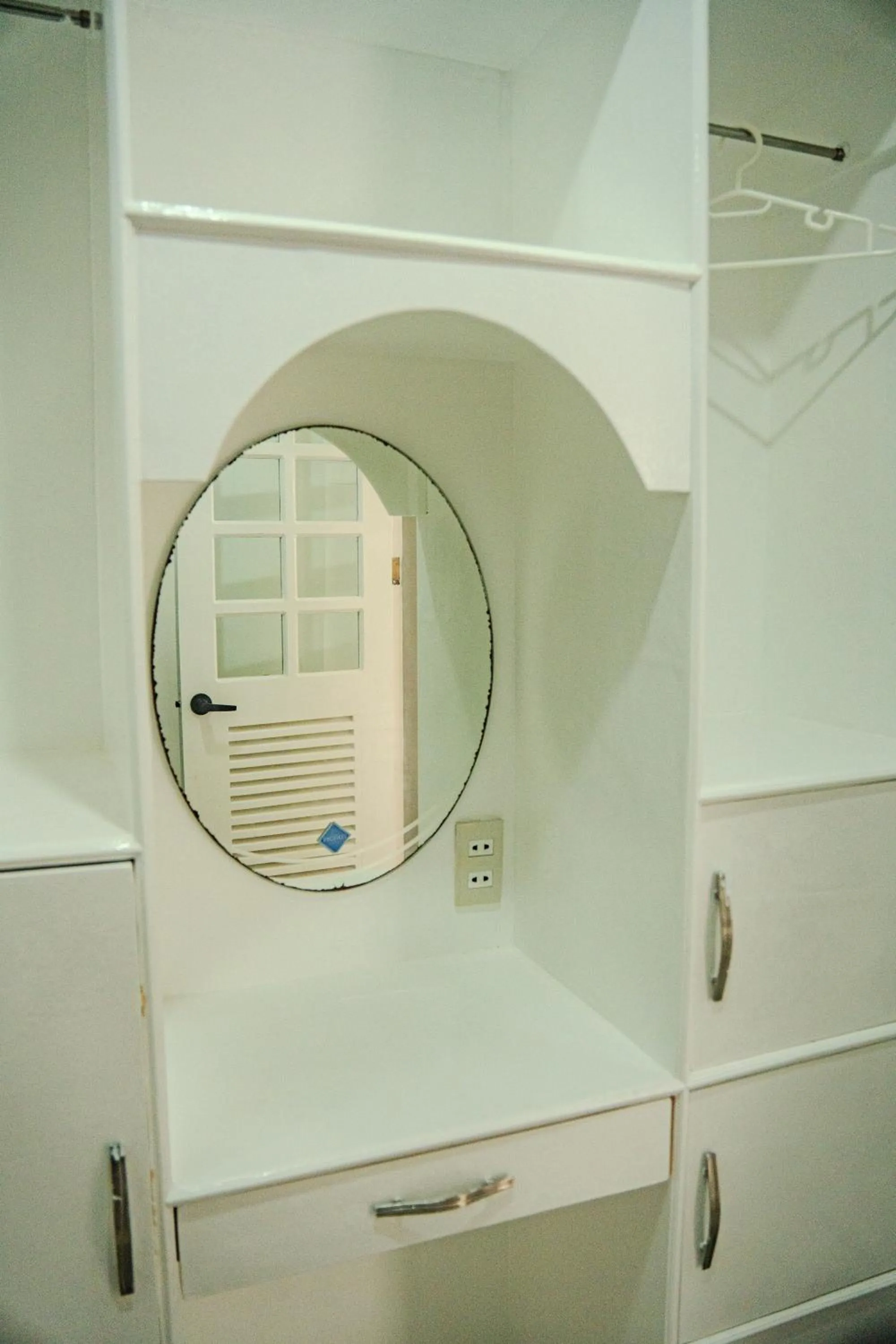 L & M Hearthstones Lodge