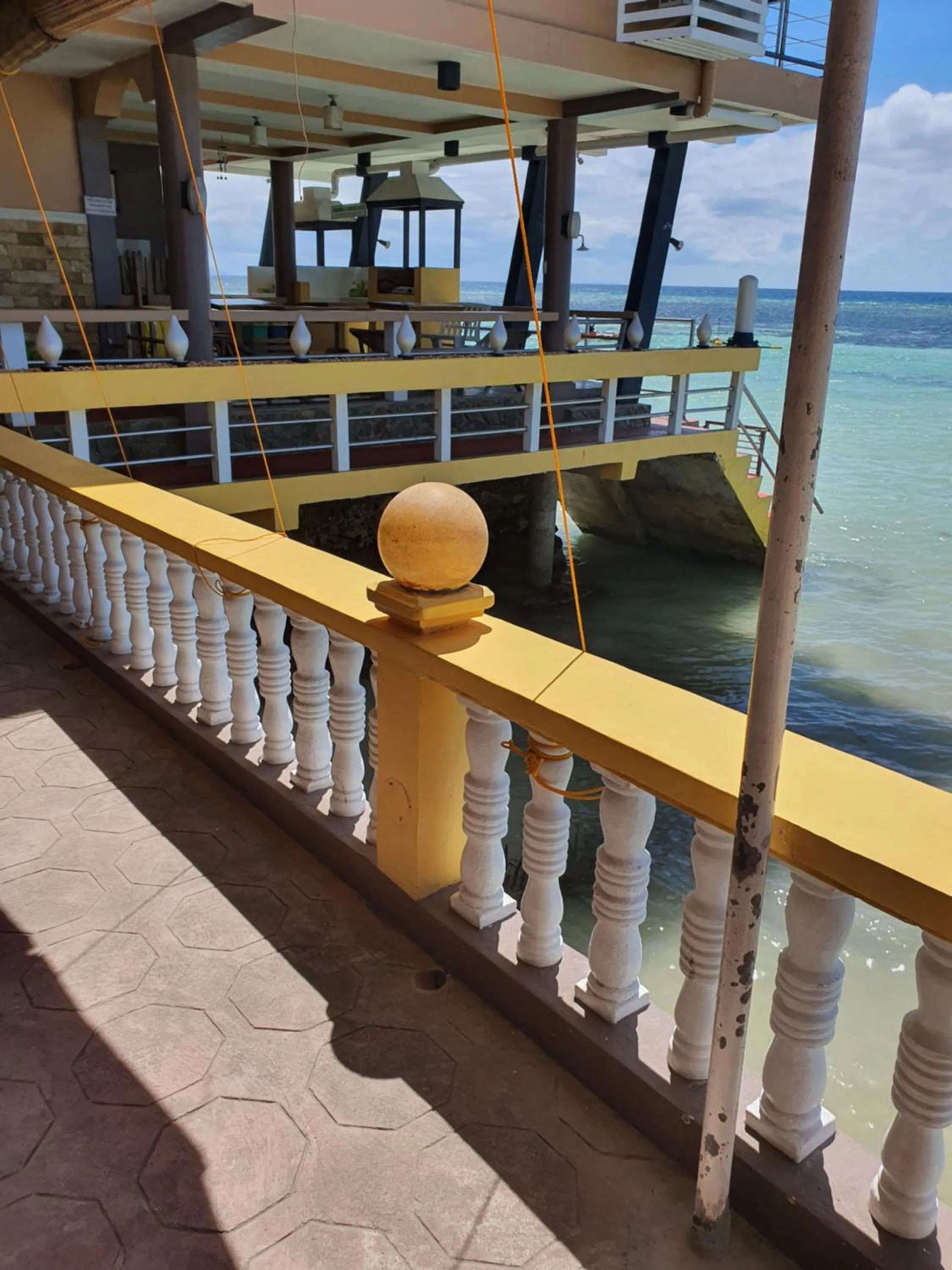 Beach in L & M Hearthstones Lodge