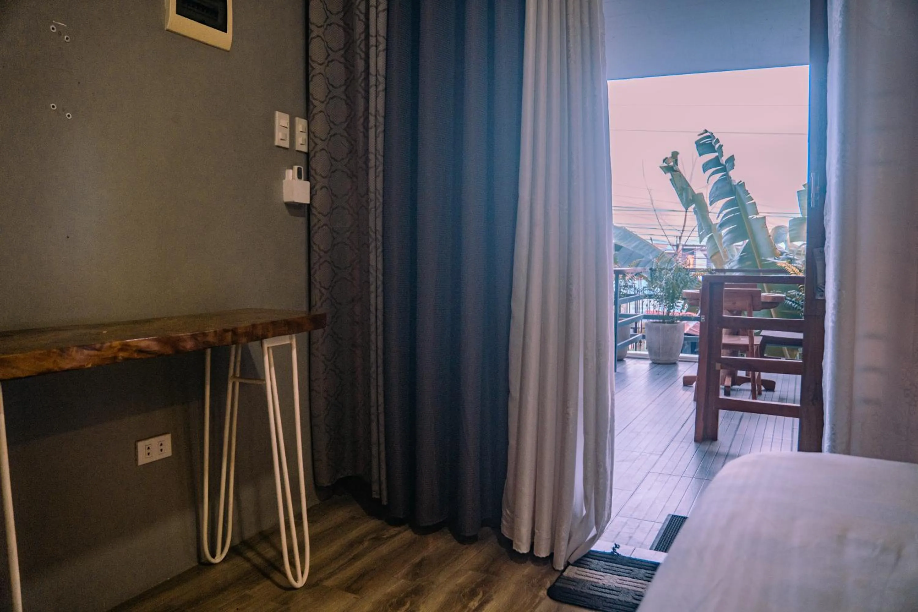 Bed in L & M Hearthstones Lodge