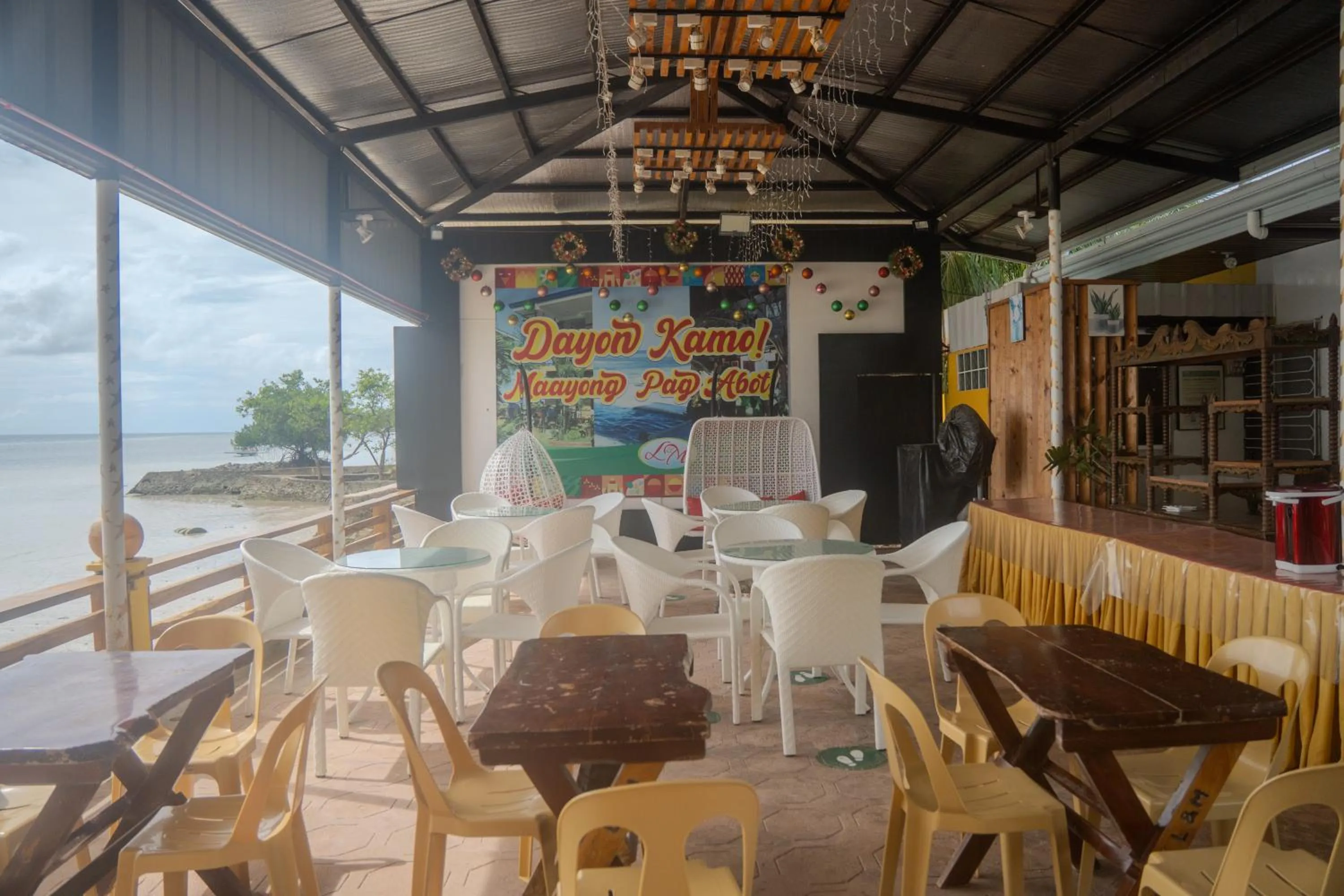 L & M Hearthstones Lodge