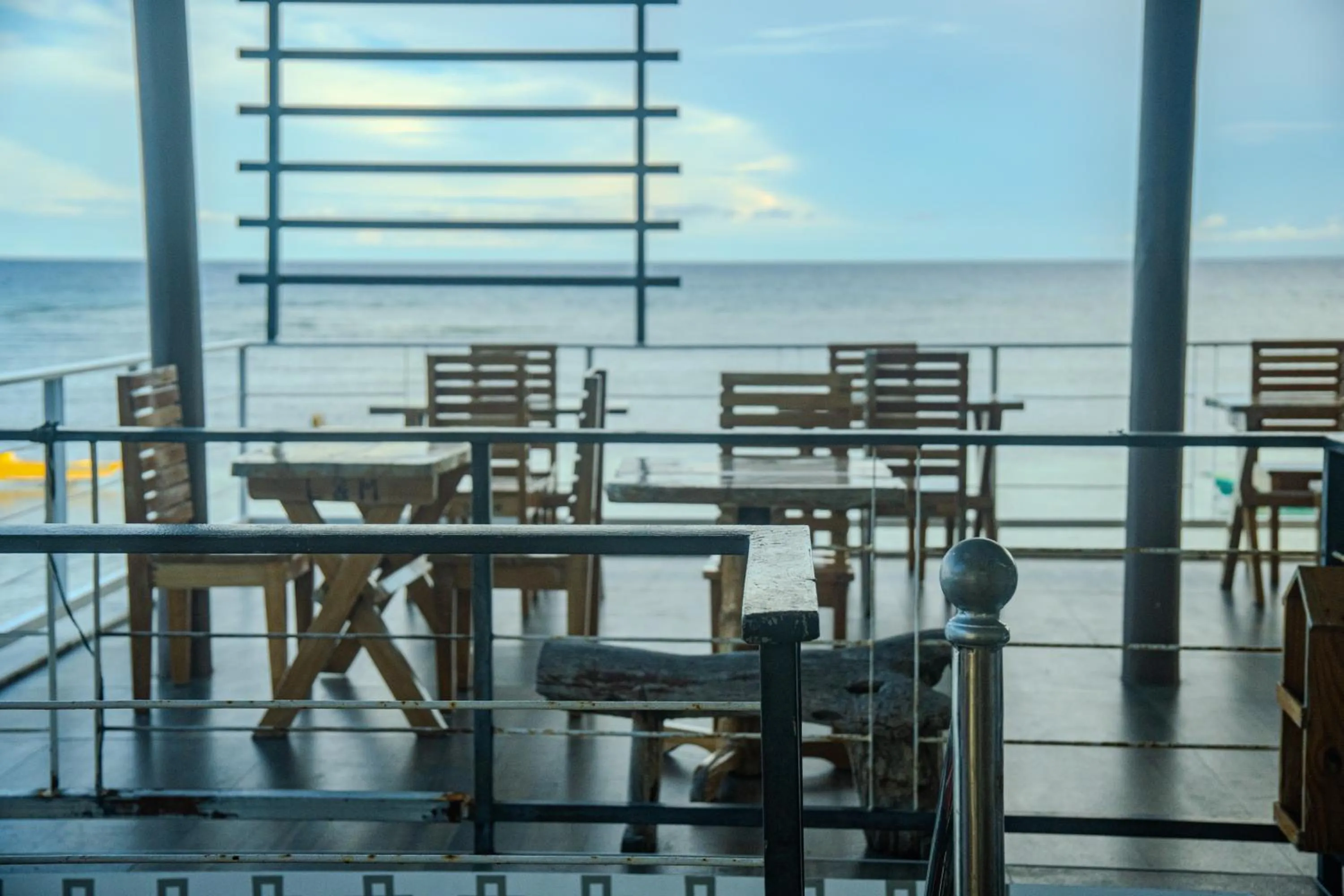 L & M Hearthstones Lodge