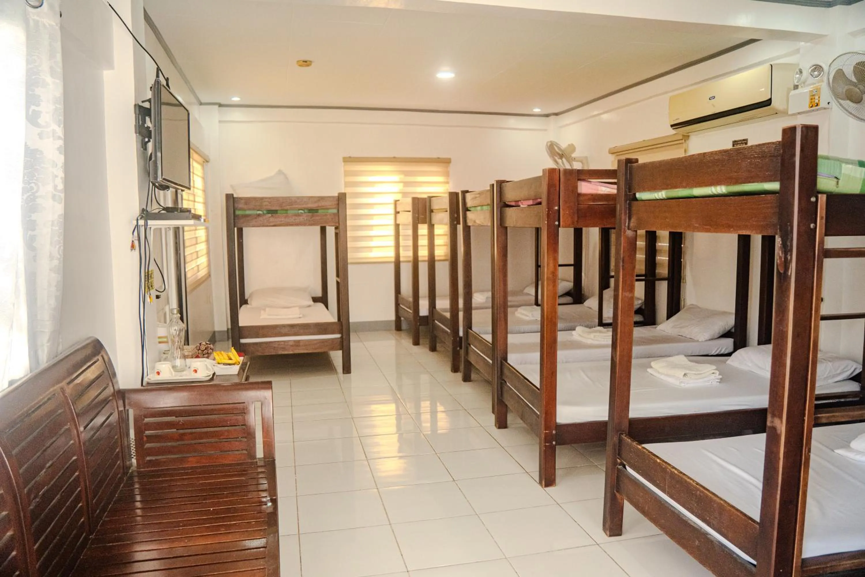 Bed in L & M Hearthstones Lodge