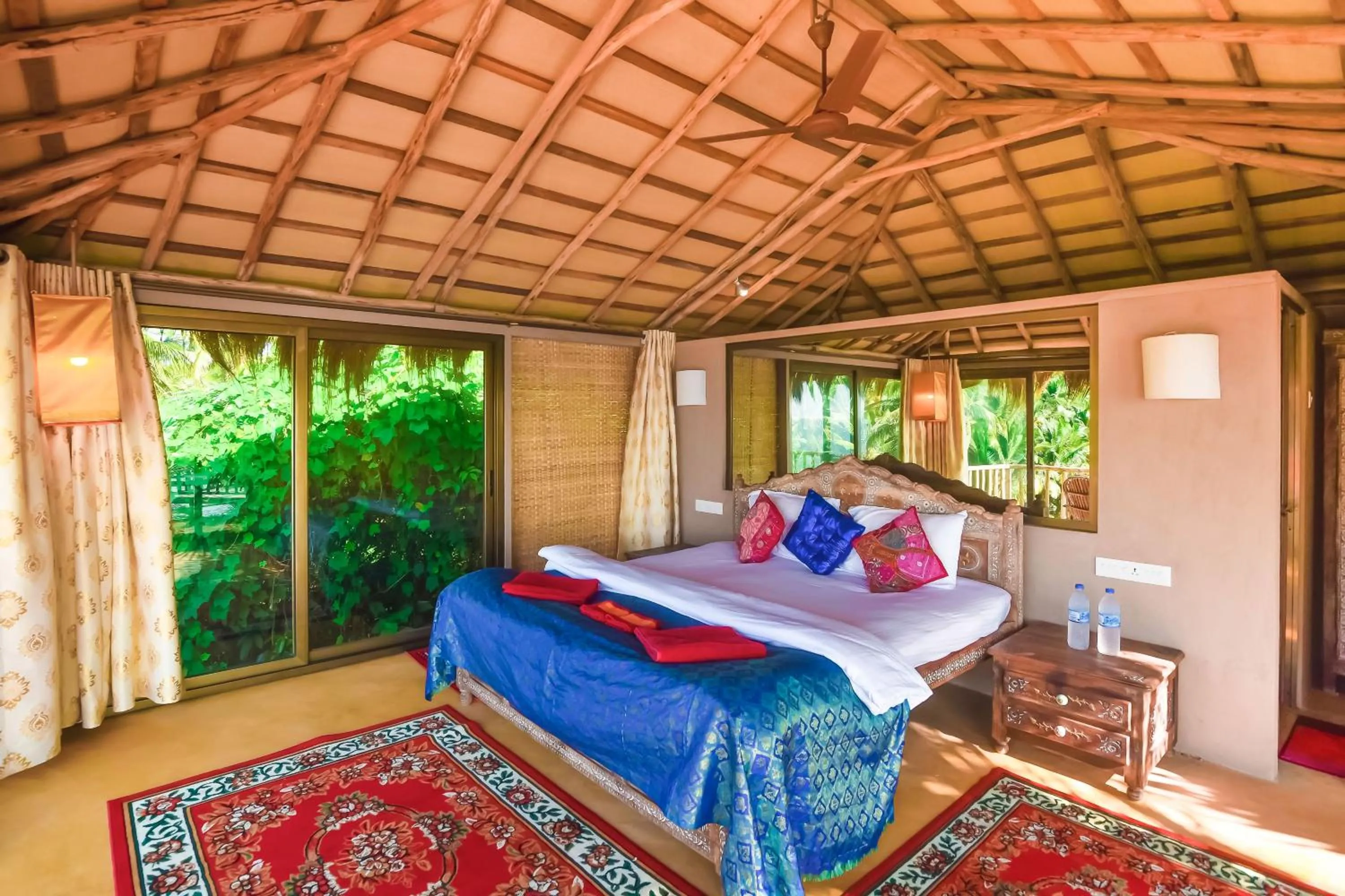 Photo of the whole room, Bed in Dwarka Beach Resort Goa