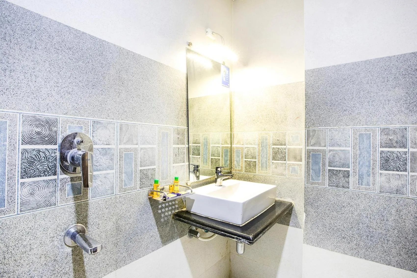 Toilet in FabHotel Aksa International - Nr Mumbai International Airport