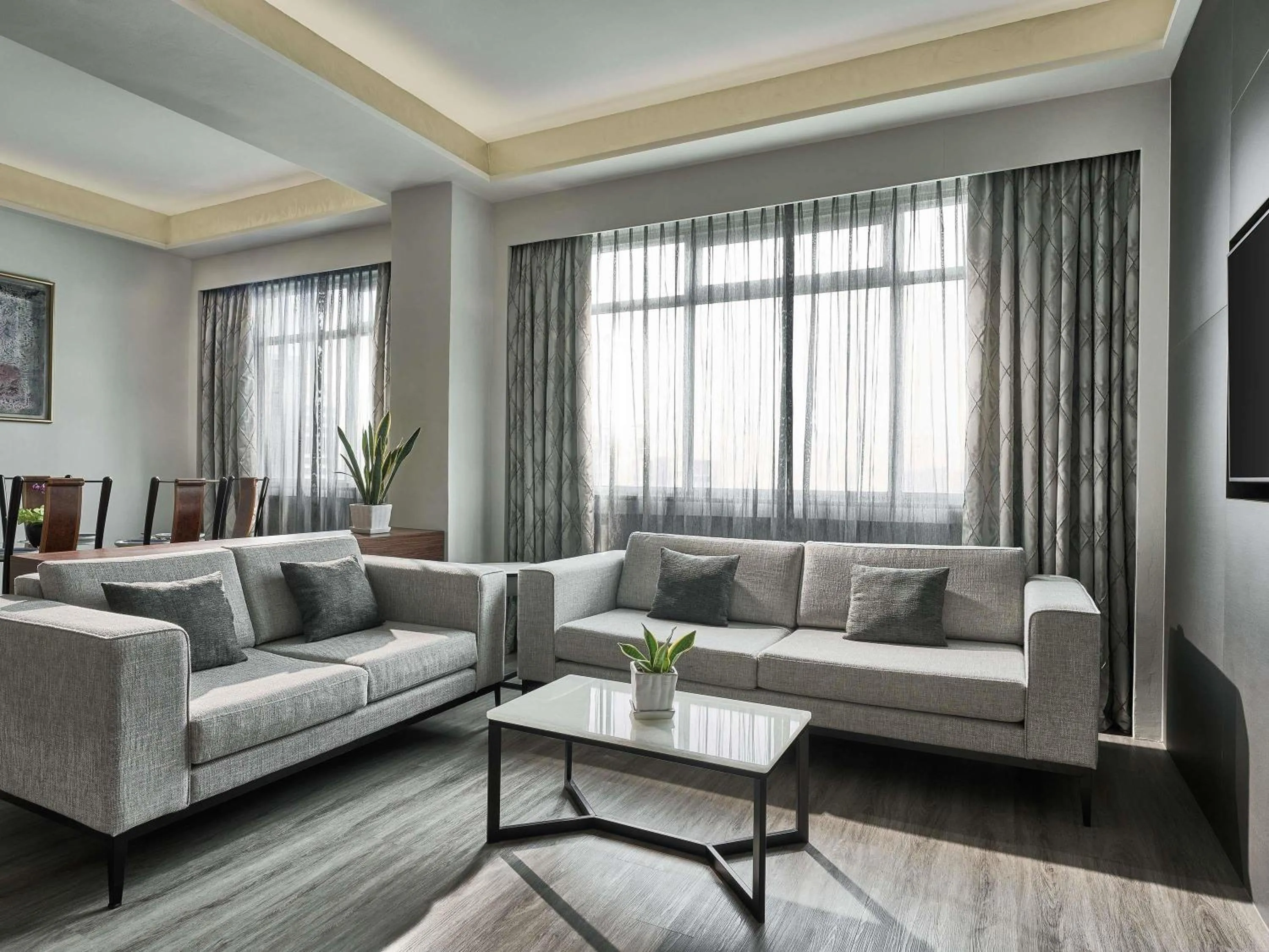 Bedroom in Novotel Singapore on Kitchener