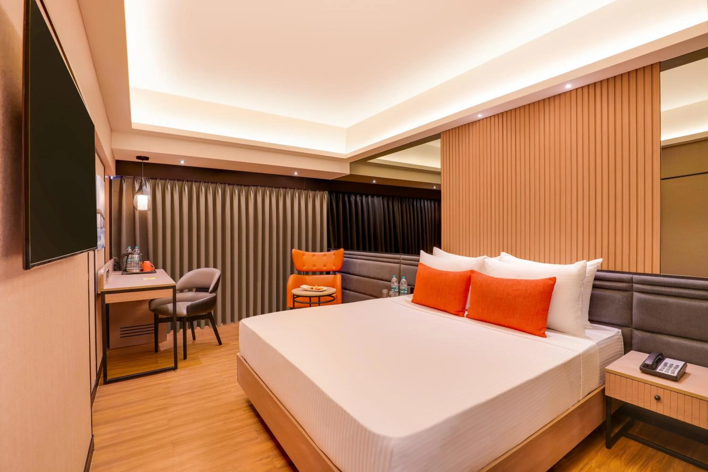 Bed in Lemon Tree Premier, Malad, Mumbai