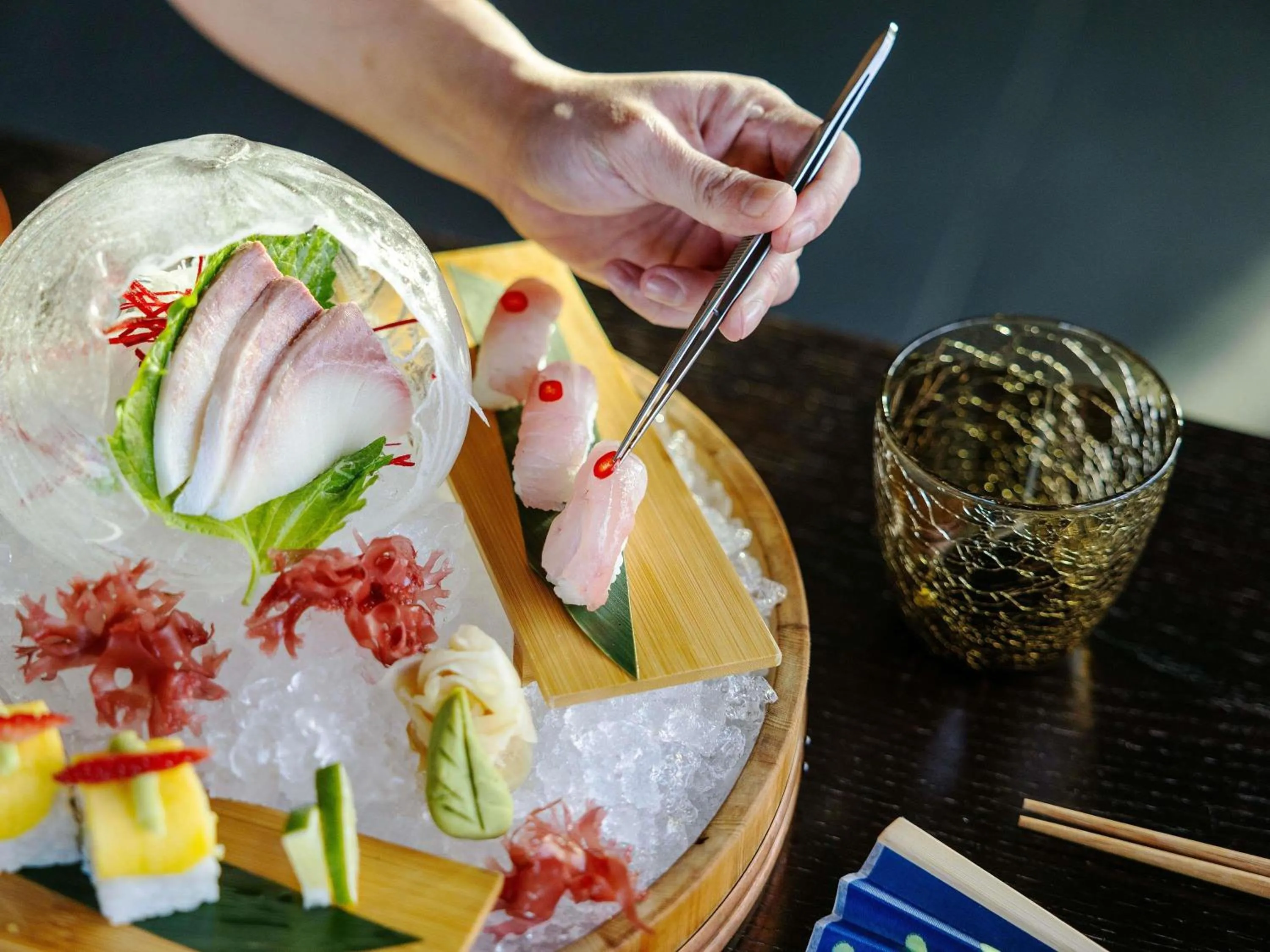 Restaurant/places to eat in Novotel Muscat Airport