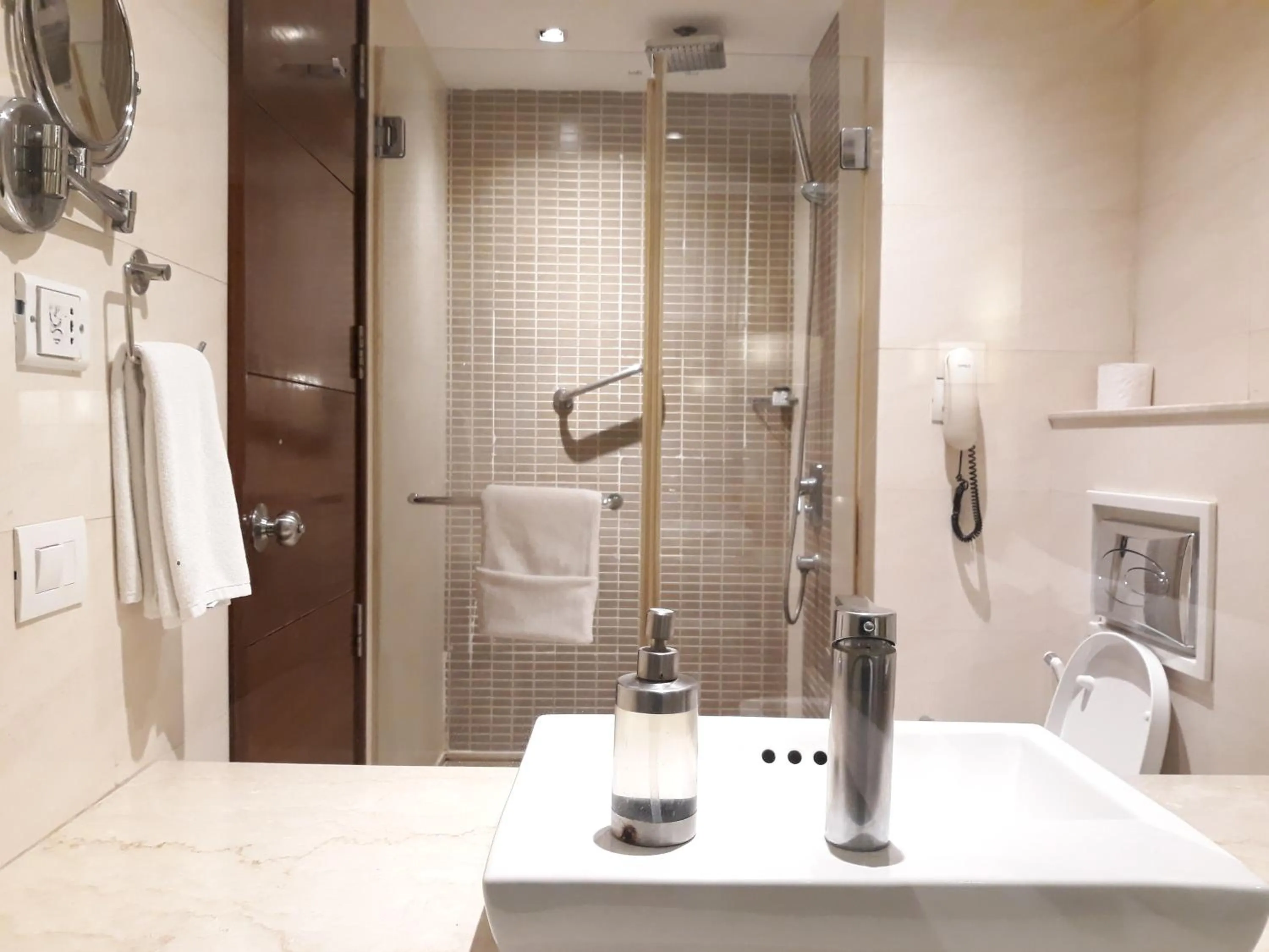 Shower in Park Inn Gurgaon