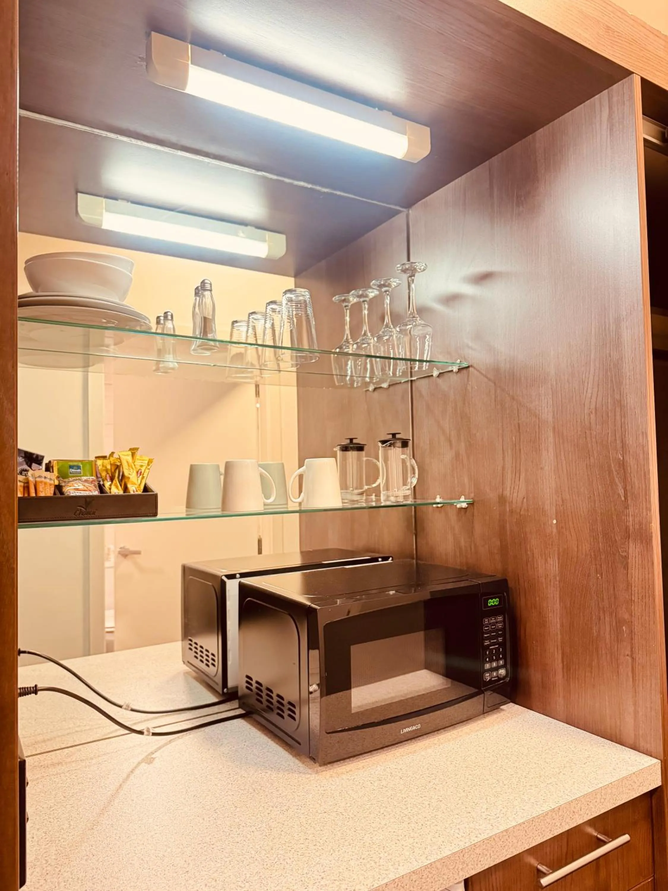 Coffee/tea facilities in Amethyst Court Motor Lodge