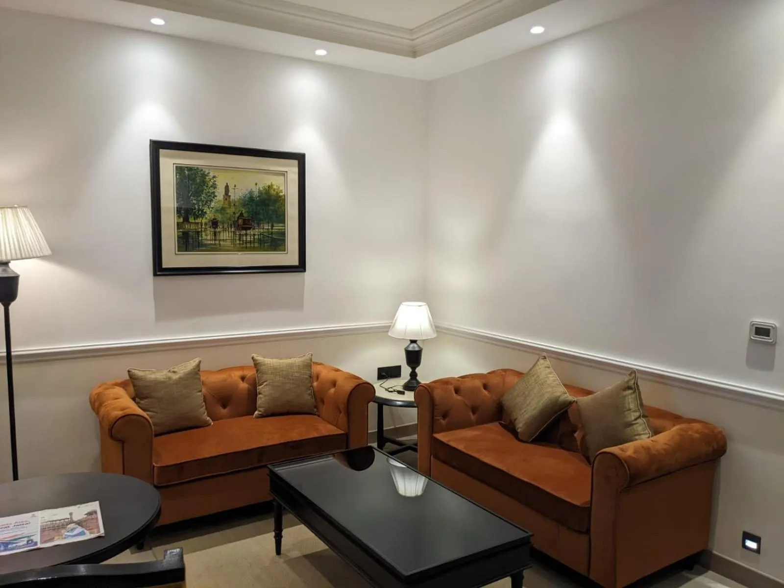 Seating area in Peerless Hotel Kolkata