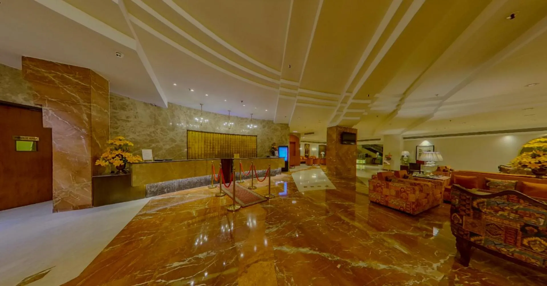 Lobby or reception in Peerless Hotel Kolkata