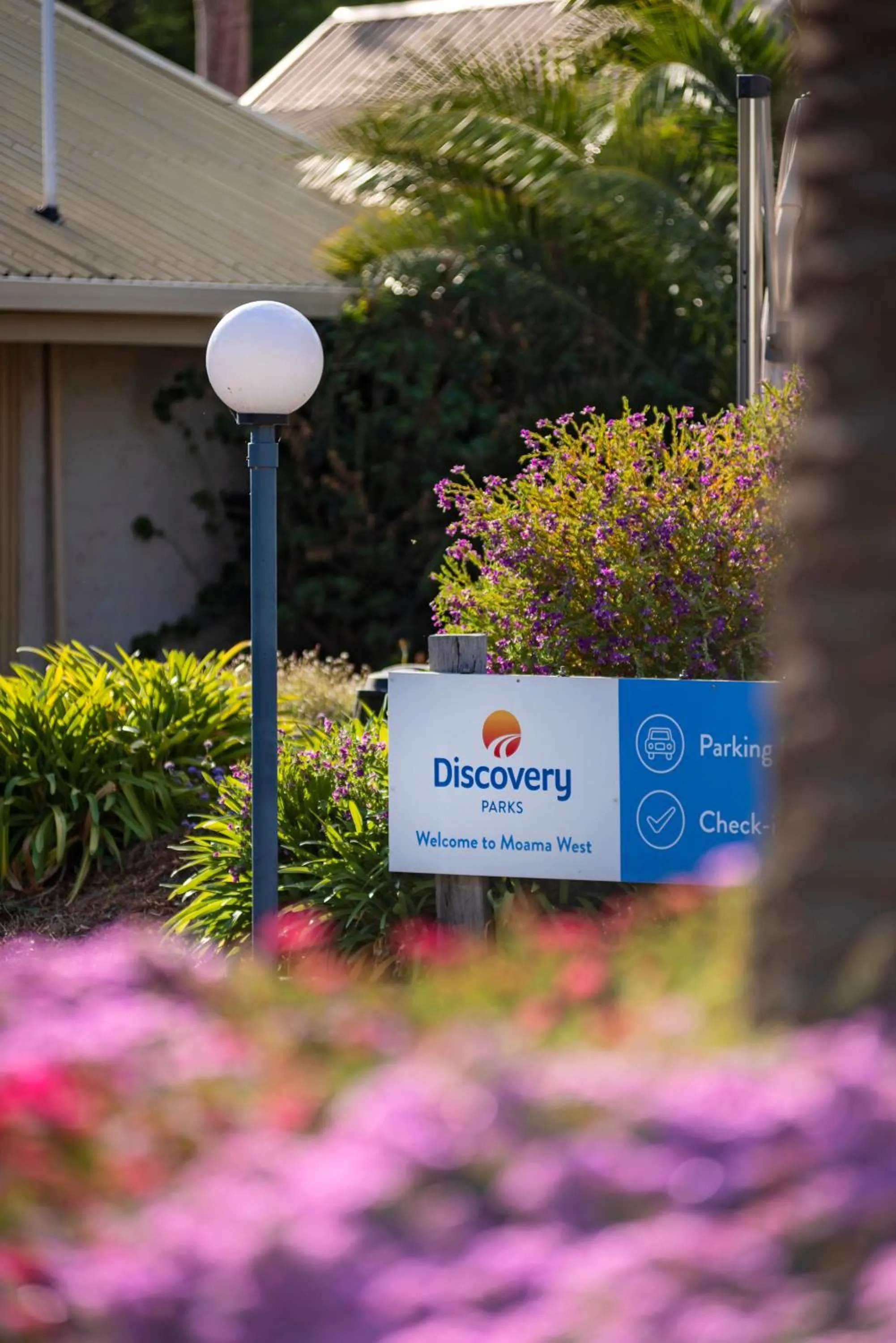 Property logo or sign in Discovery Parks - Moama West