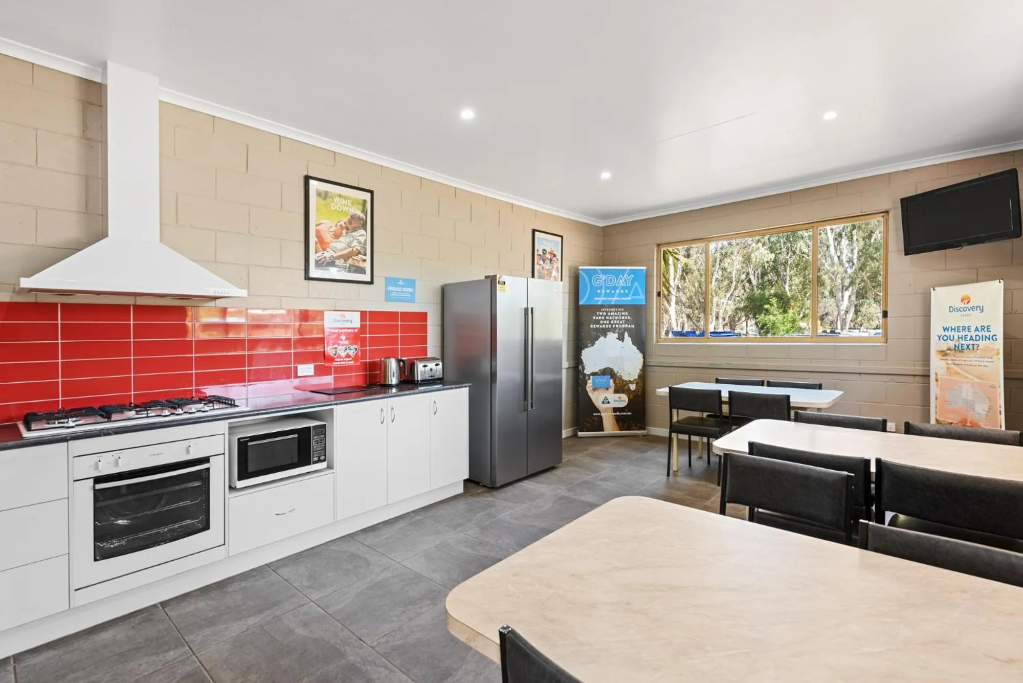 BBQ facilities in Discovery Parks - Moama West