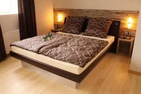 Photo of the whole room, Bed in Designhotel Im Südfeld