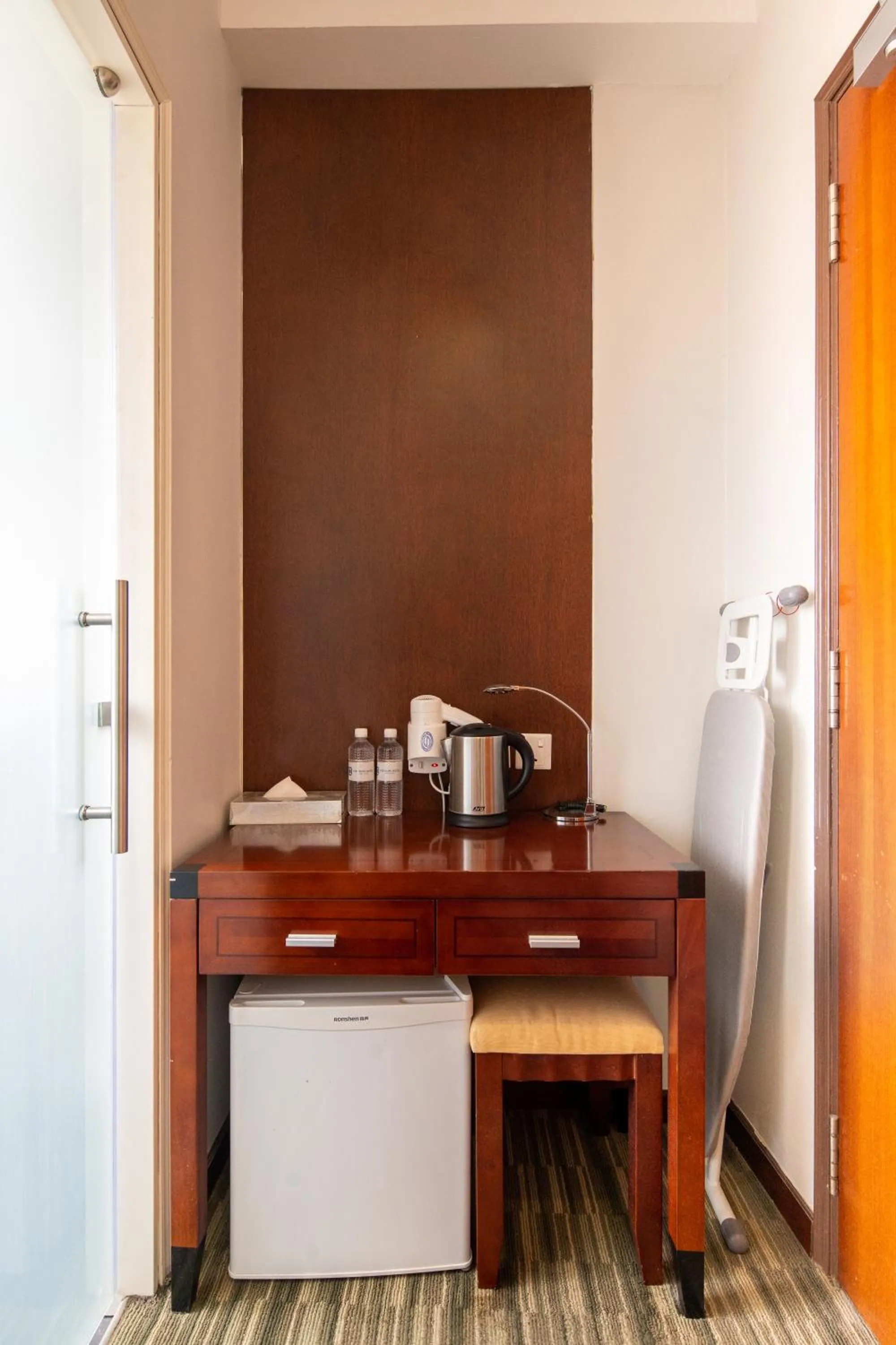 Coffee/tea facilities in The Quay Hotel West Coast