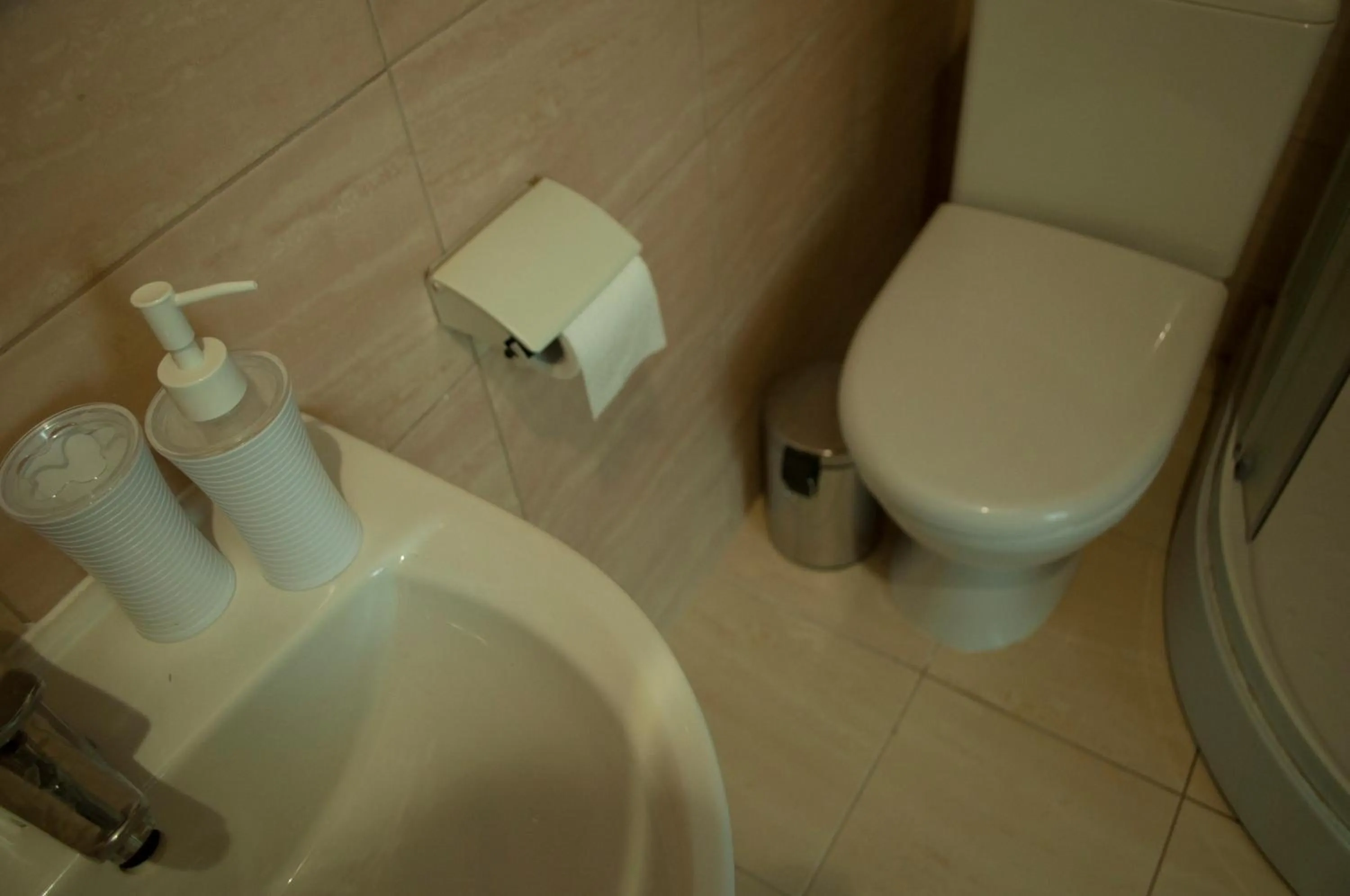 Budget Double Room in Hotel Rafinad