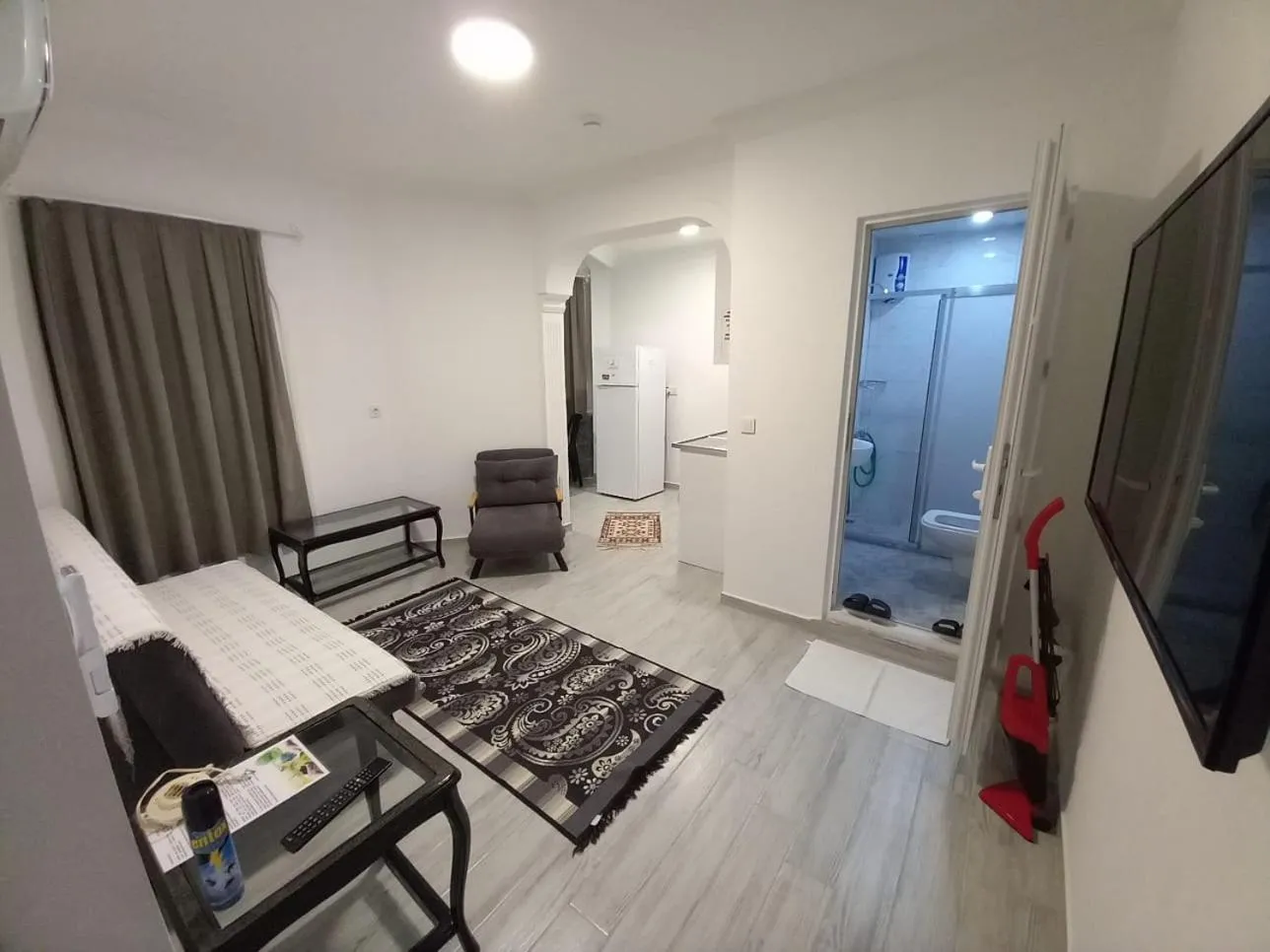 Kitchen or kitchenette, Bed in Hotel Anadolu