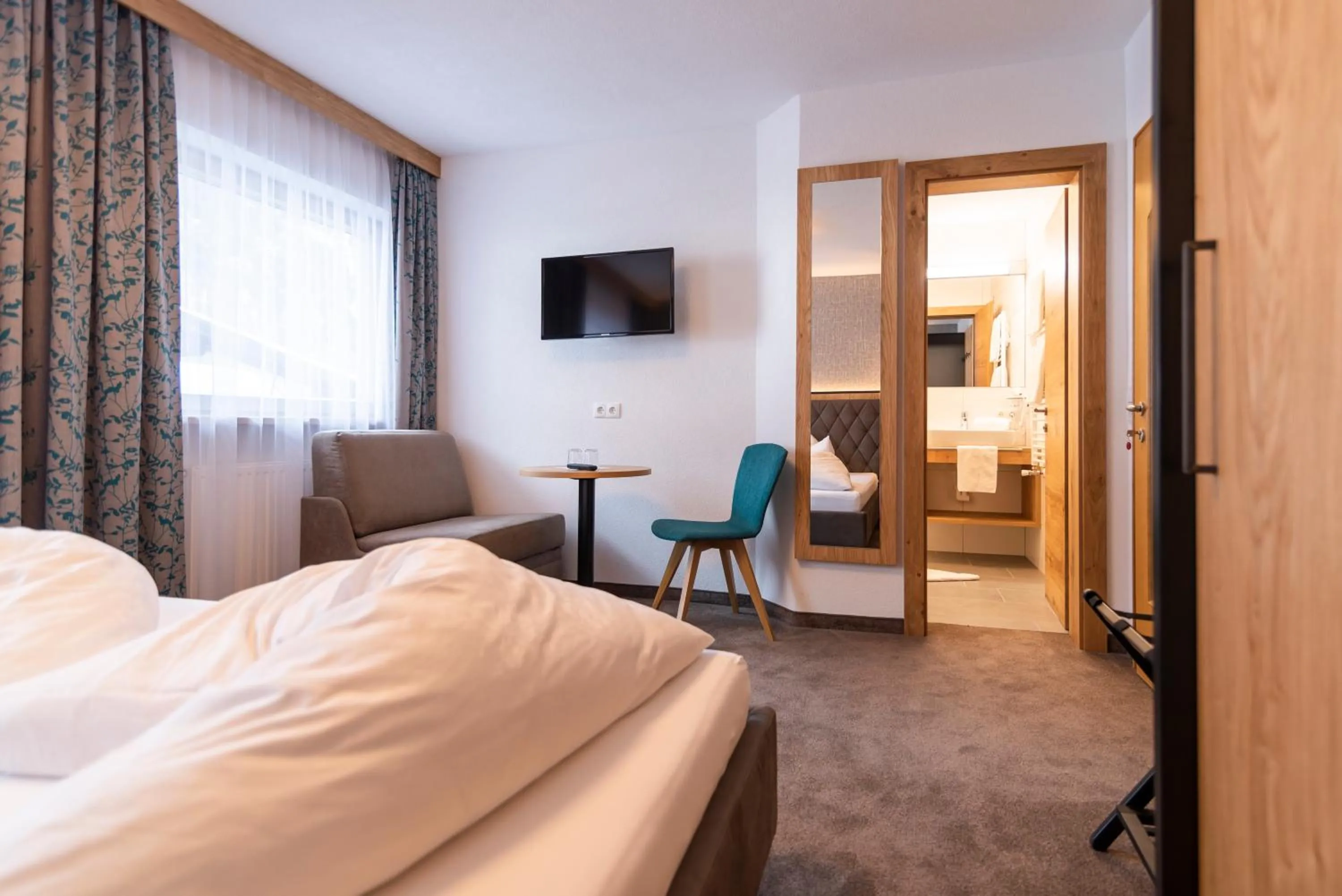 Bedroom, Bed in Hotel Garni Försterheim