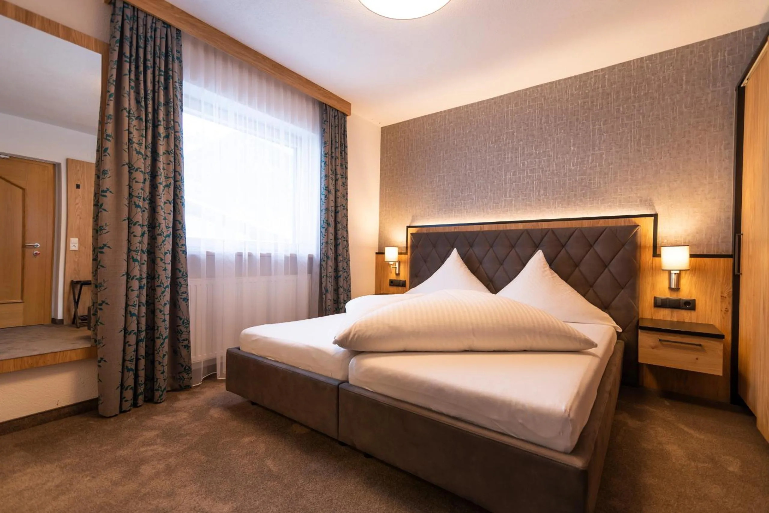 Bedroom, Bed in Hotel Garni Försterheim