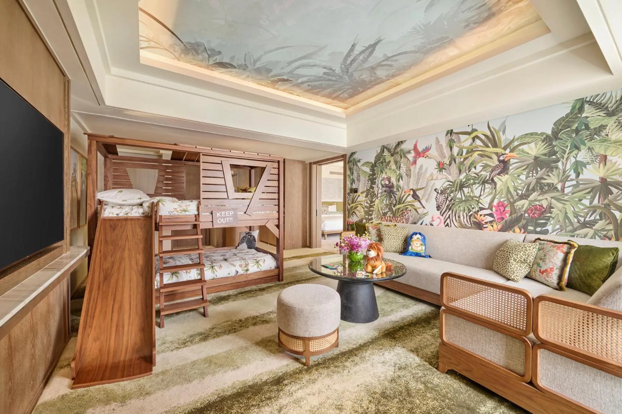 Living room in Mandarin Oriental, Singapore