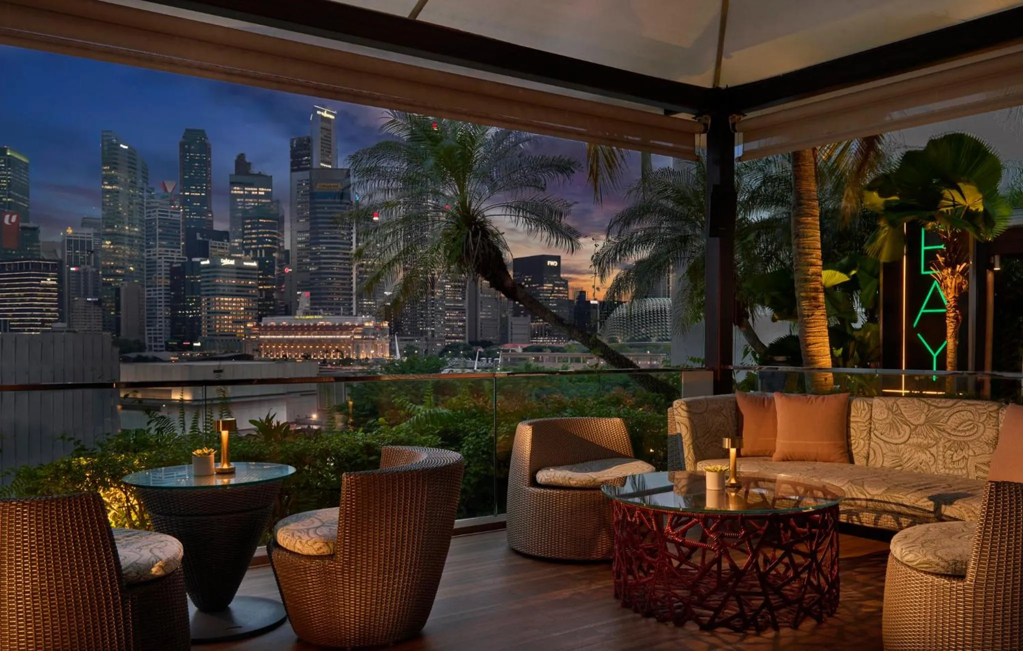 Lounge or bar in Mandarin Oriental, Singapore